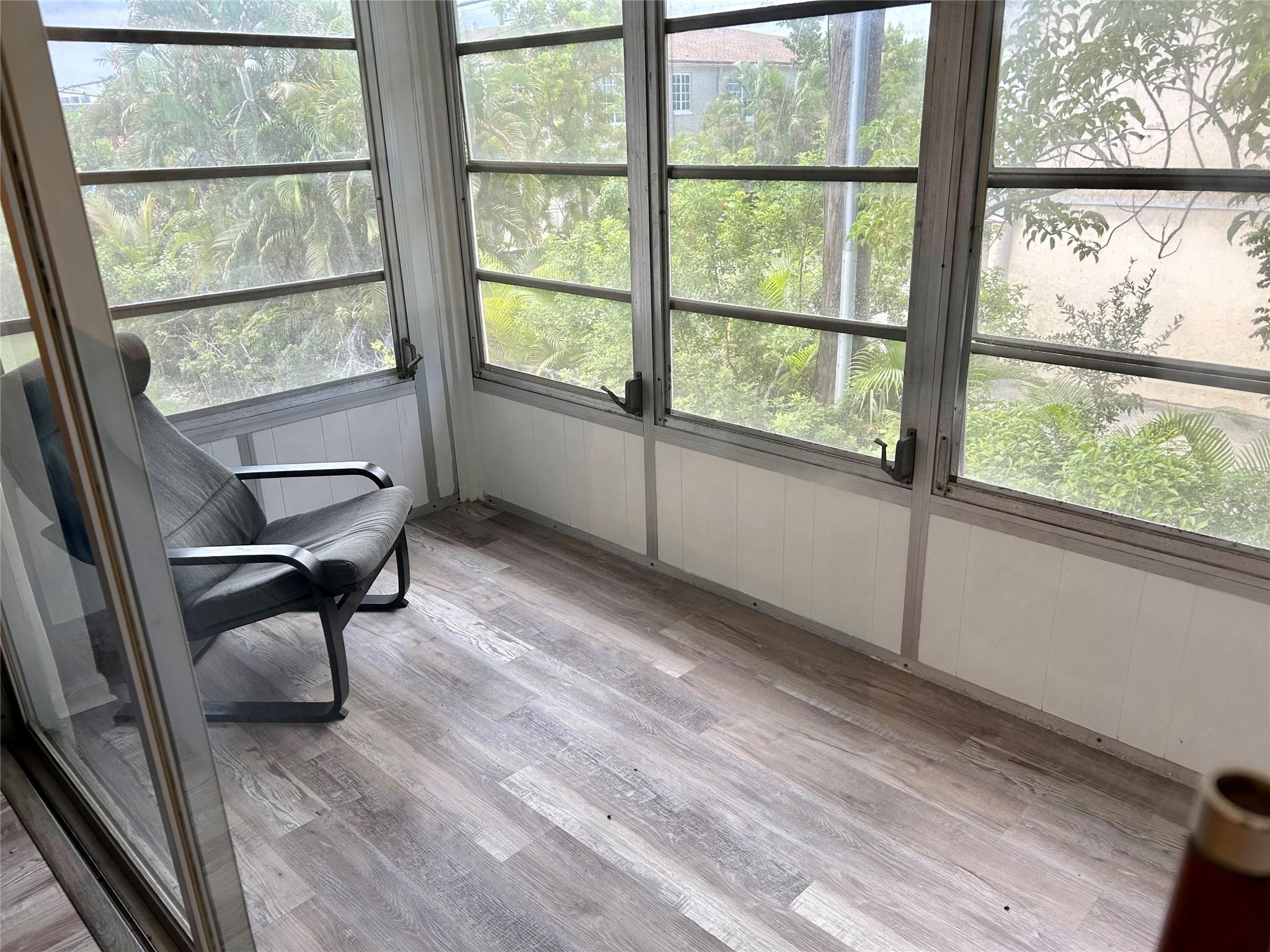 Imperial Point Colonnades - Residential Lease