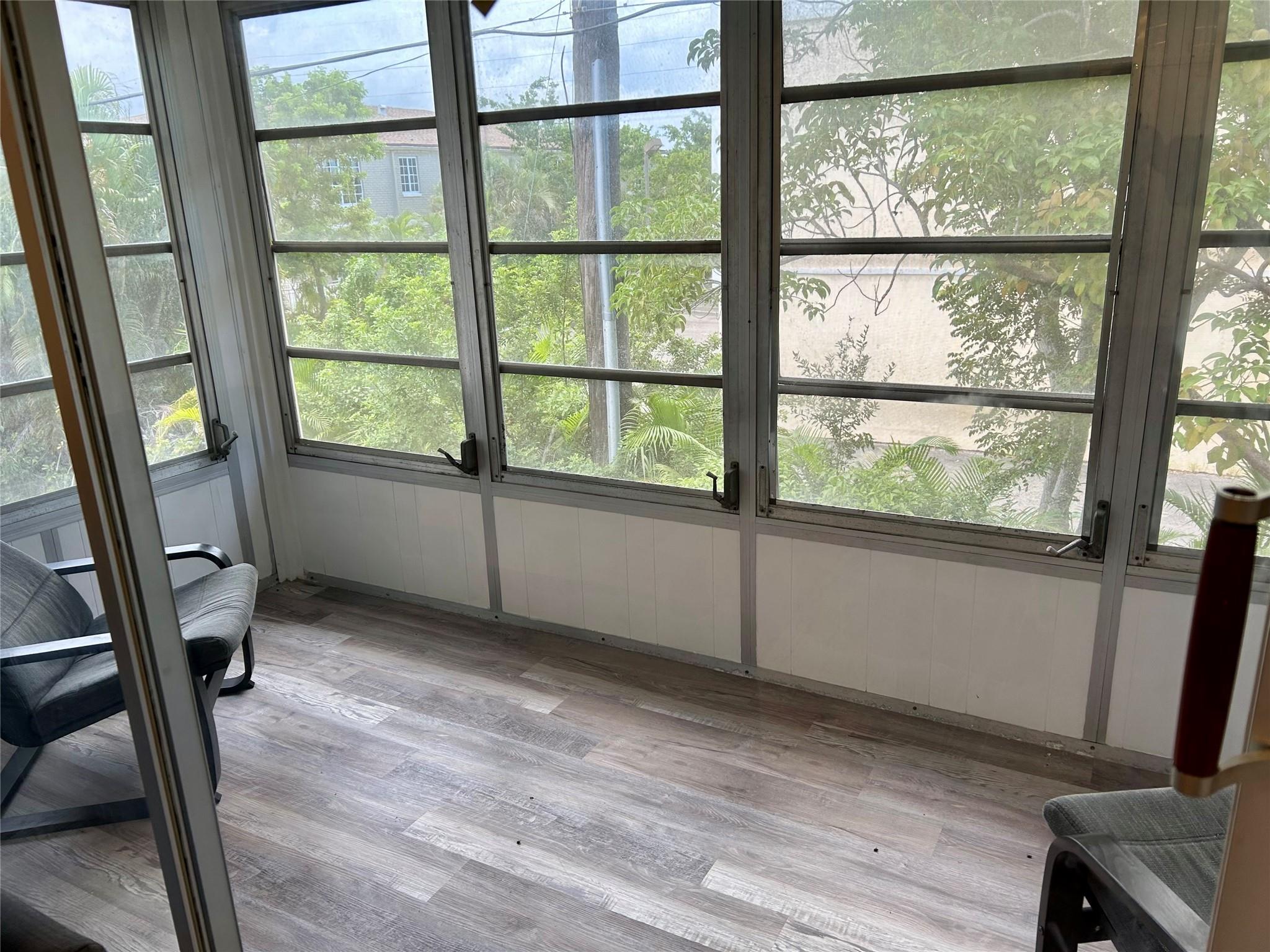 Imperial Point Colonnades - Residential Lease