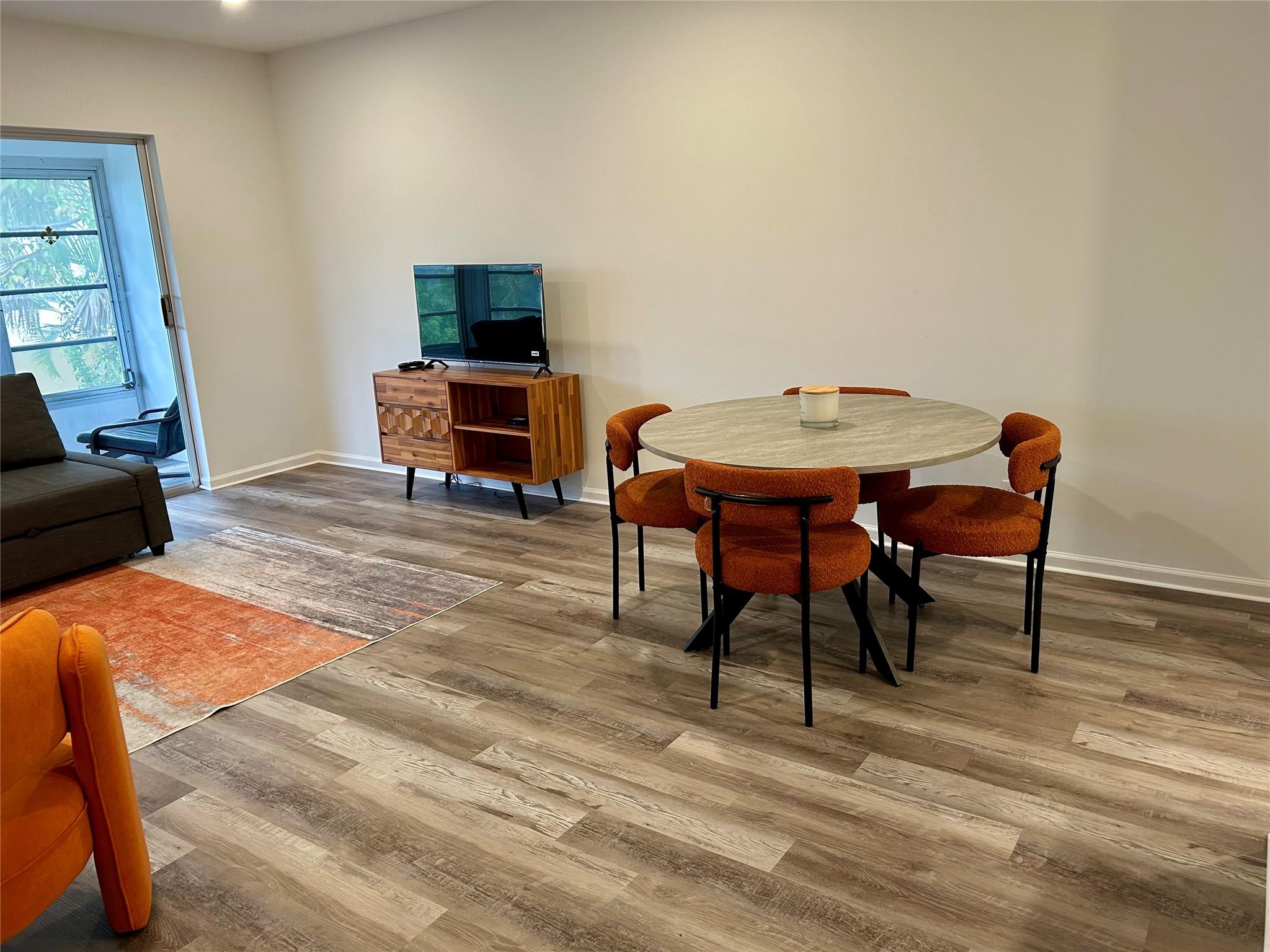 Imperial Point Colonnades - Residential Lease