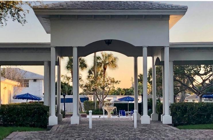 Imperial Point Colonnades - Residential Lease