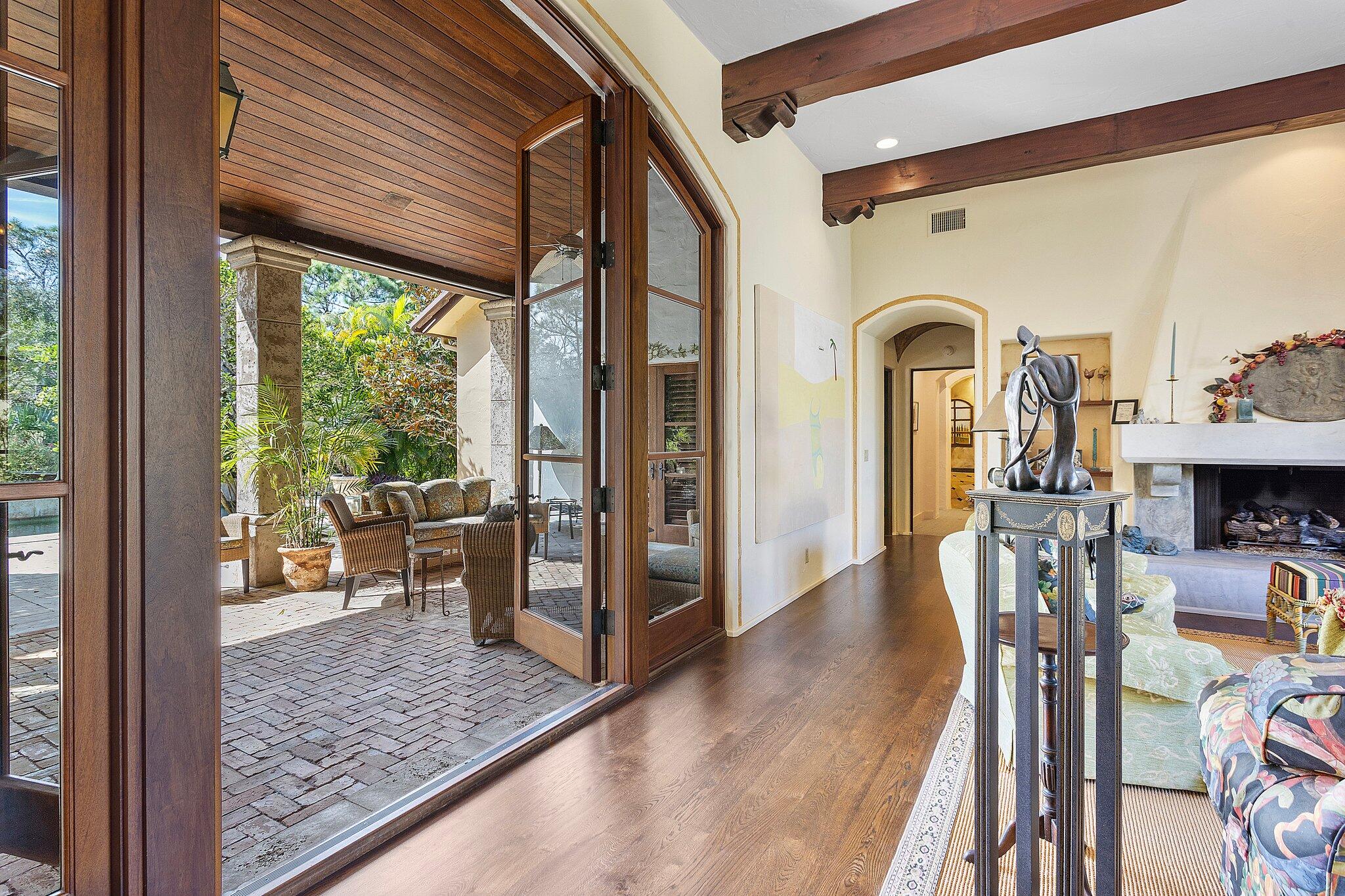 LOBLOLLY PINES - Residential