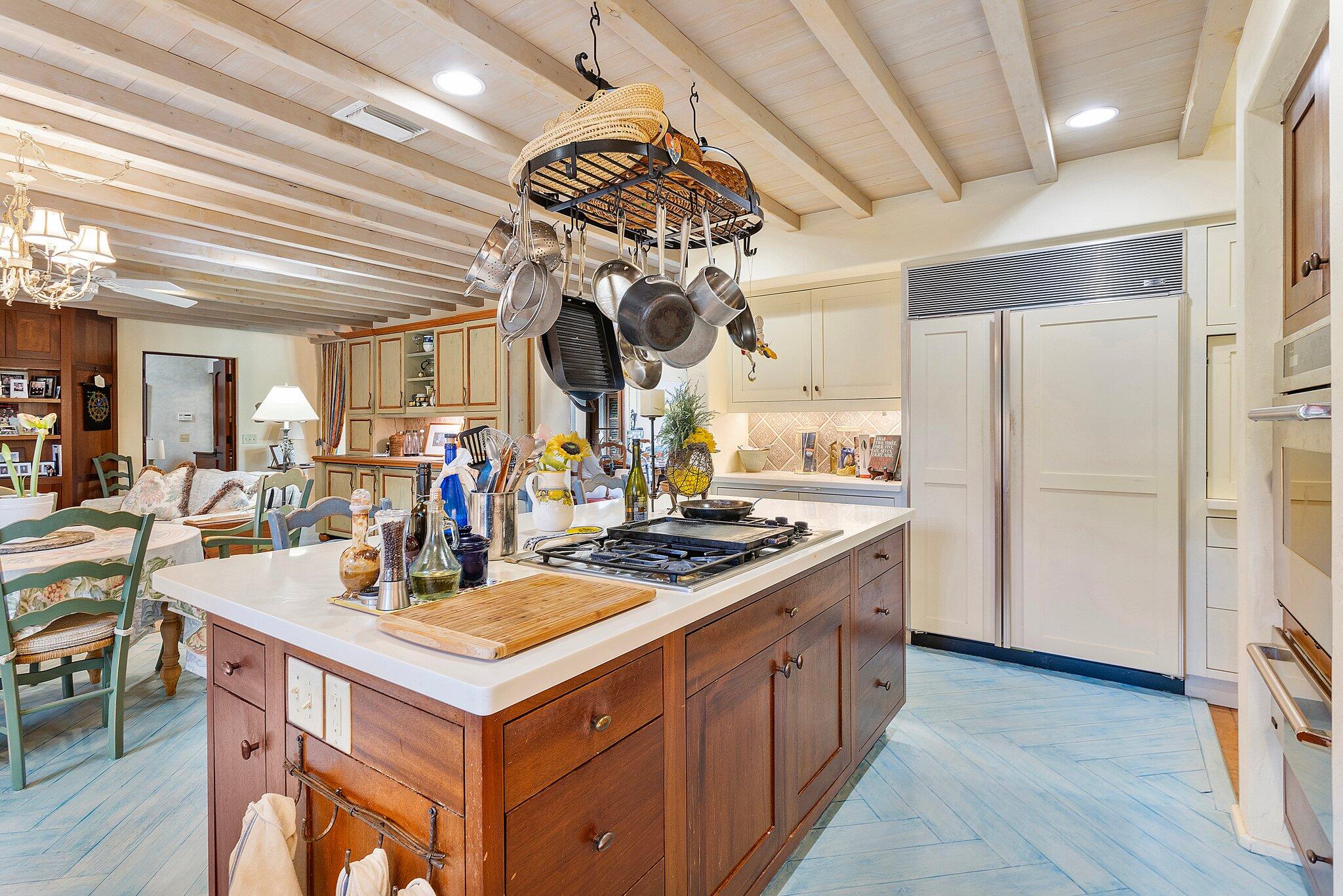 LOBLOLLY PINES - Residential