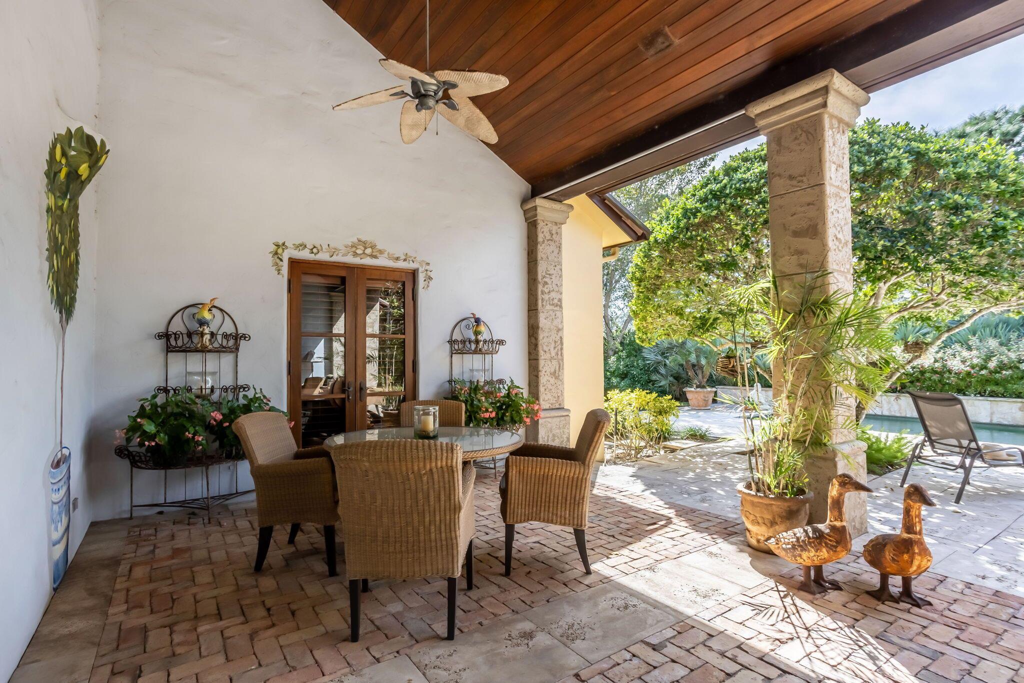 LOBLOLLY PINES - Residential