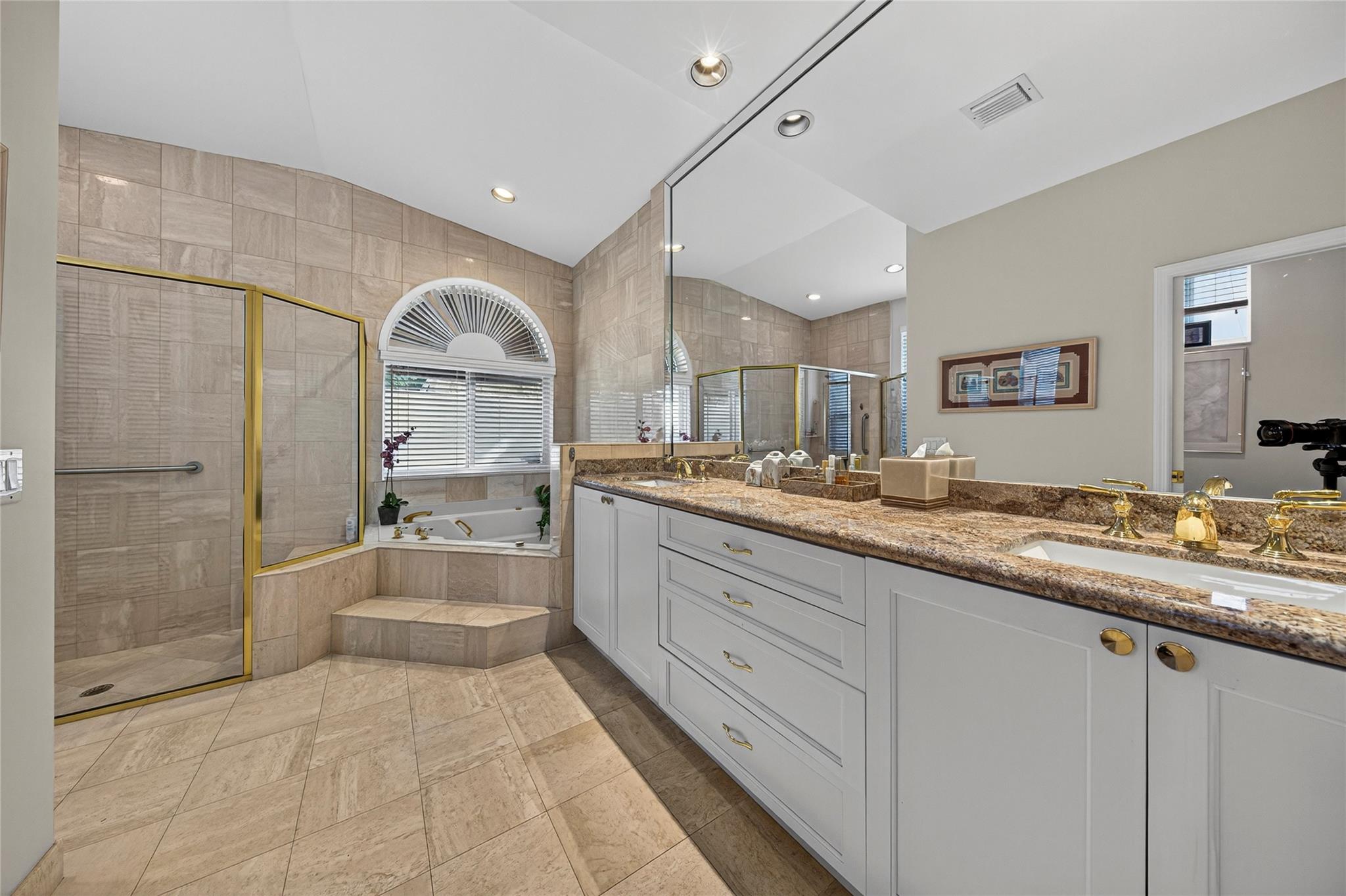 Venetian Isles 1st Sec 43 - Residential