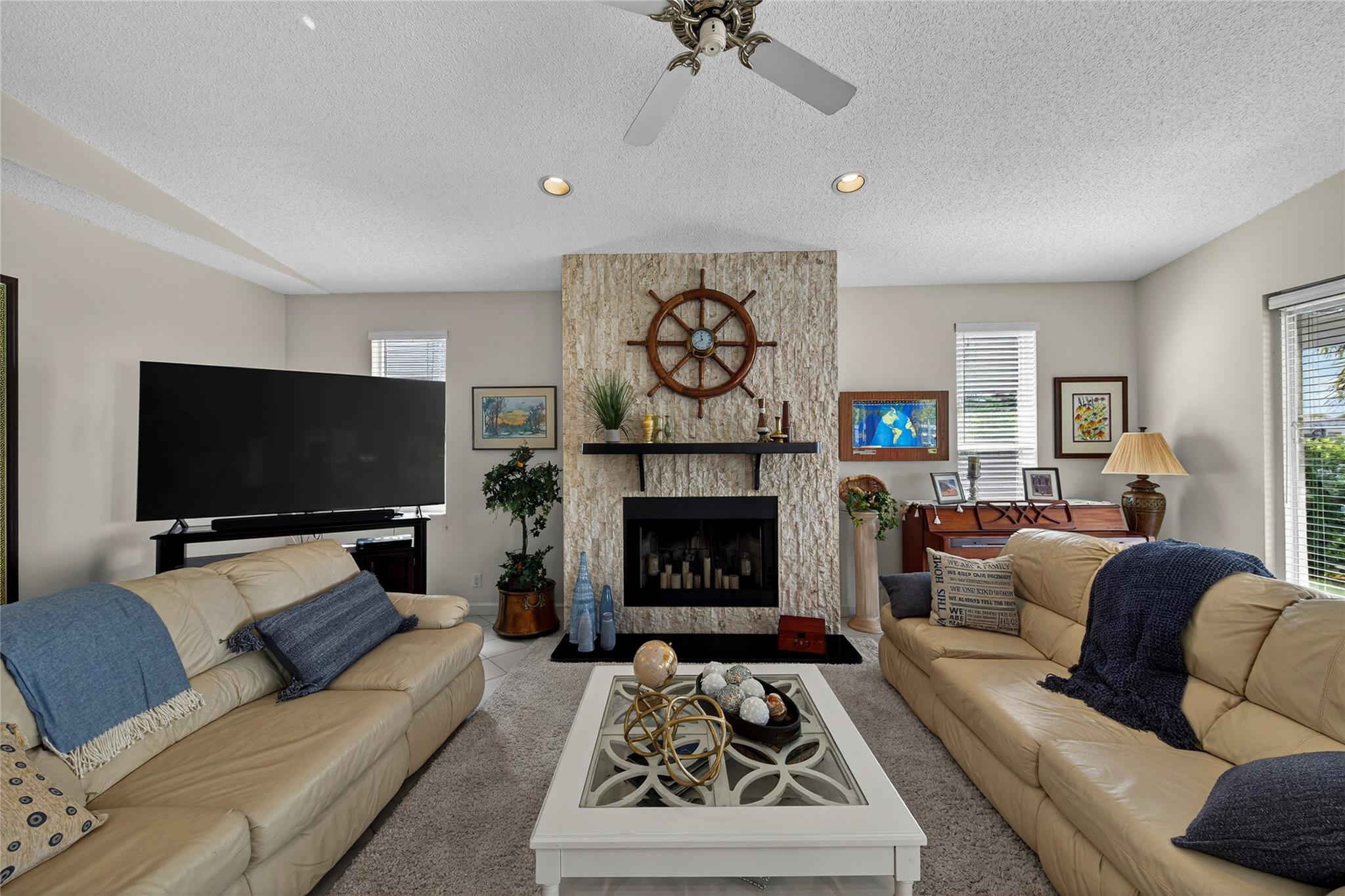 Venetian Isles 1st Sec 43 - Residential