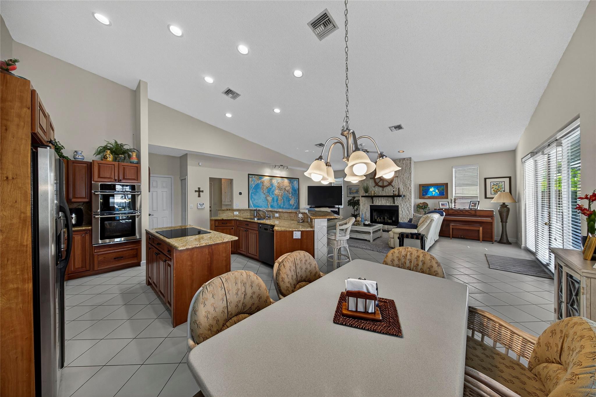 Venetian Isles 1st Sec 43 - Residential