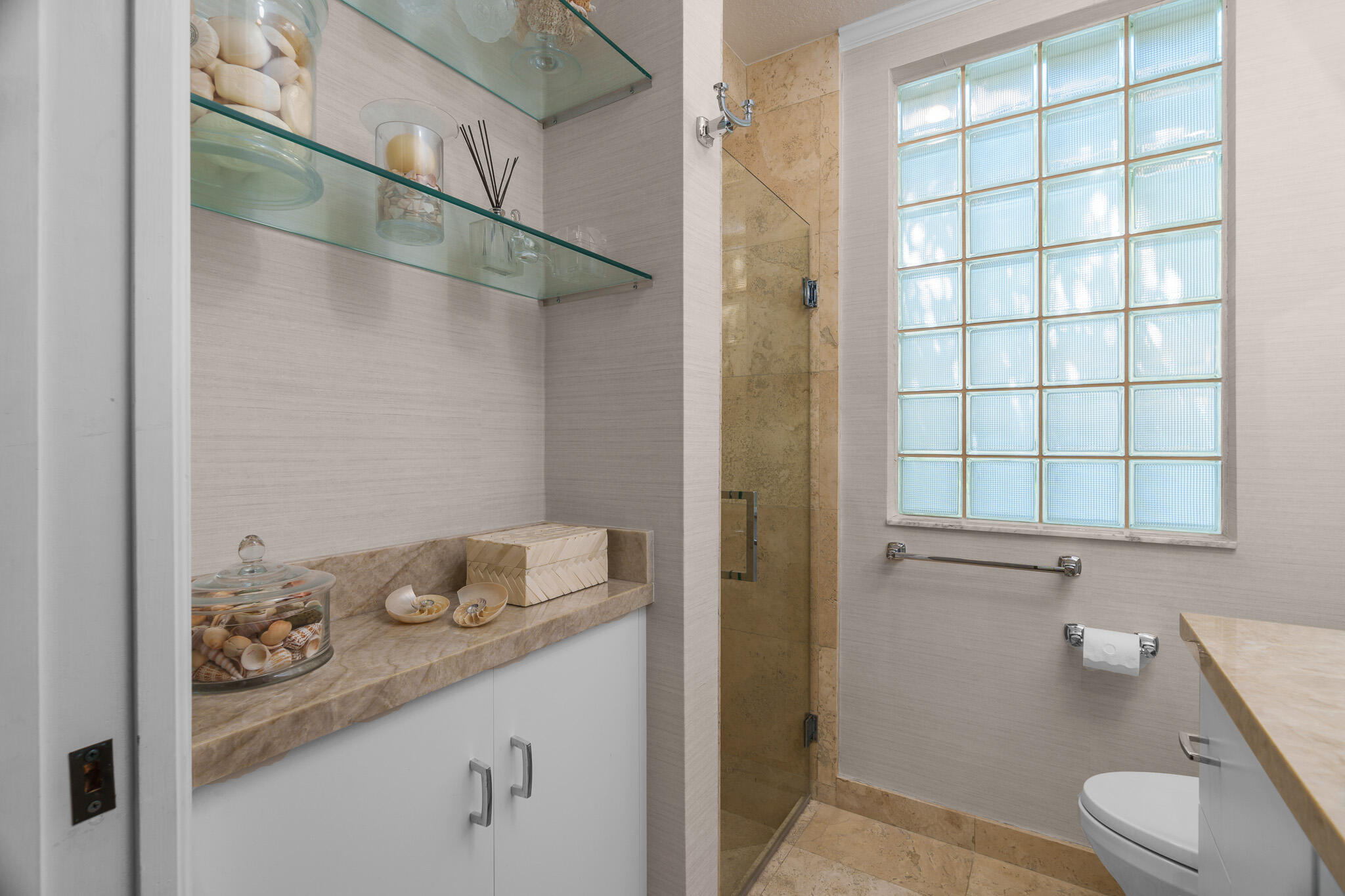 ADDISON RESERVE - Residential