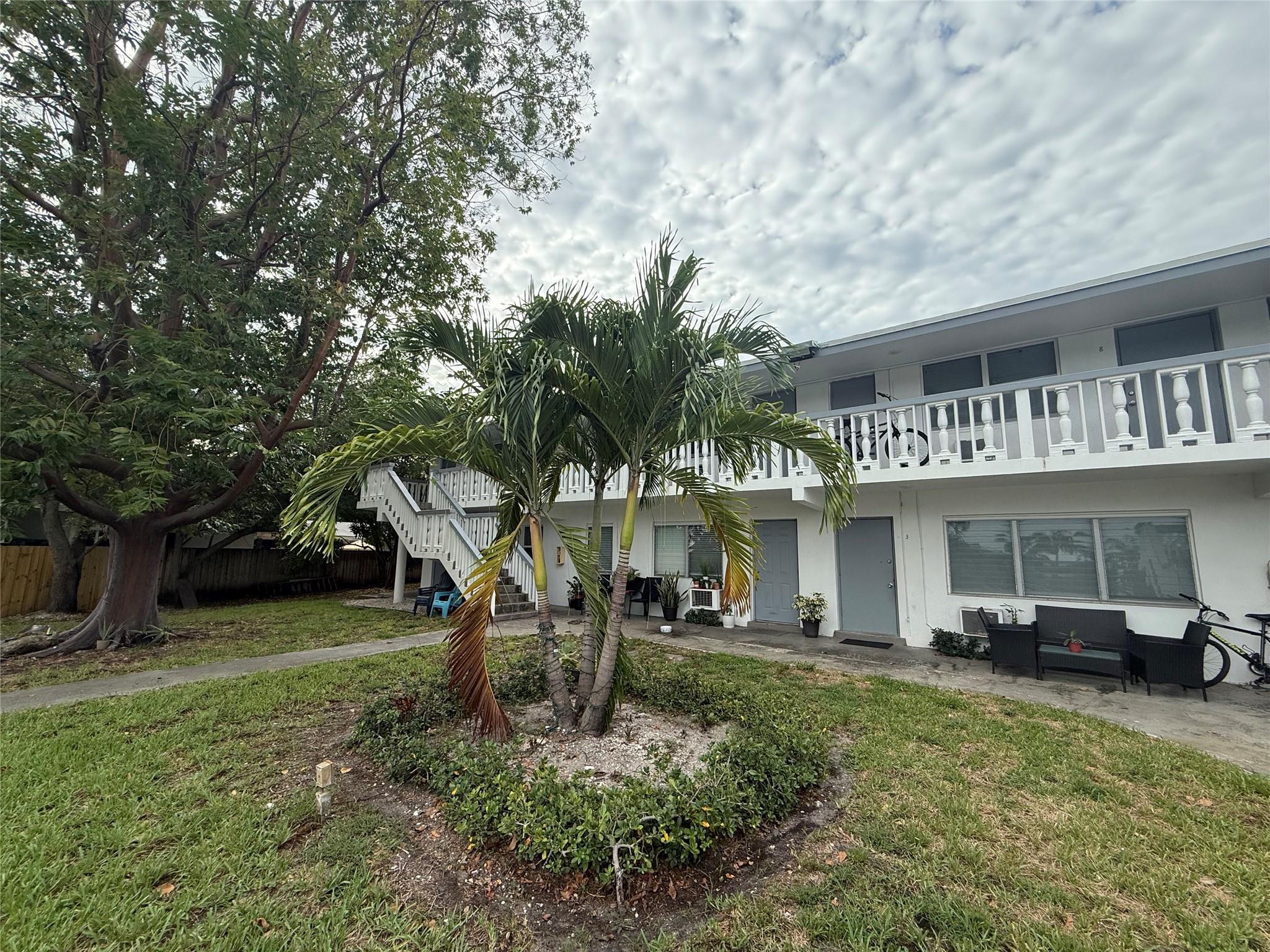EVERGLADE LAND SALES CO - Residential Lease