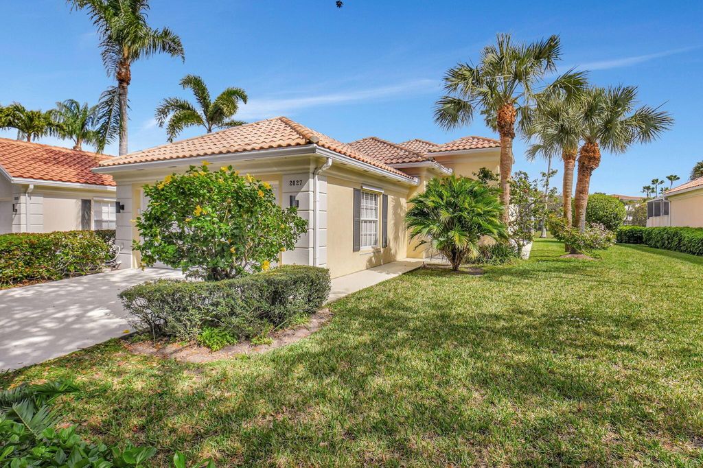 Photo of 2027 Valencia Drive, Delray Beach, FL 33445 (MLS # R11058378)