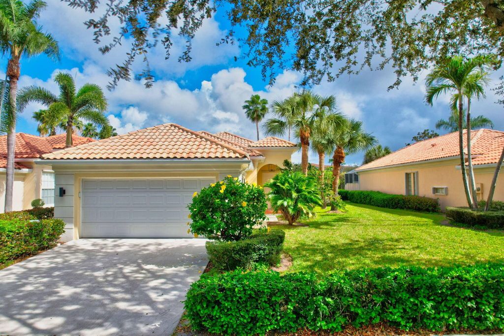 Photo of 2027 Valencia Drive, Delray Beach, FL 33445 (MLS # R11058378)
