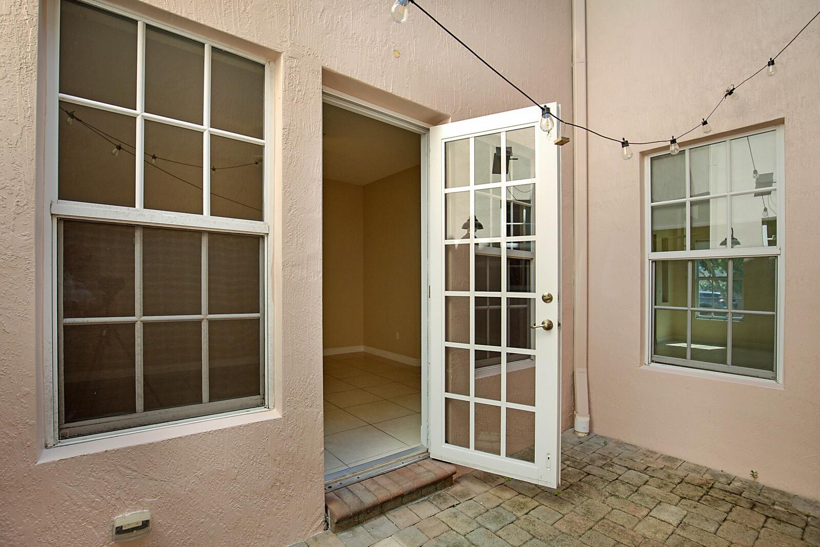 Peninsula Village Greens - Residential