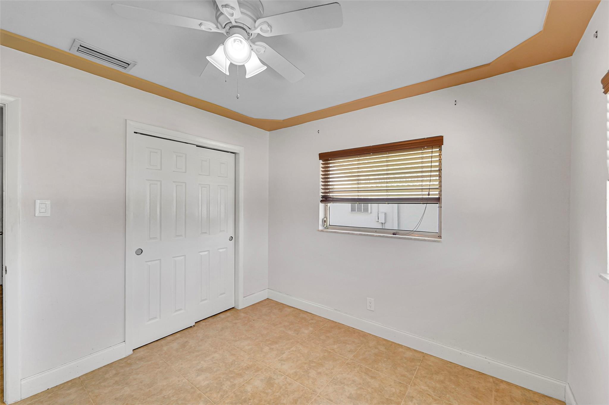 PARADISE GARDENS SEC 4 - Residential Lease