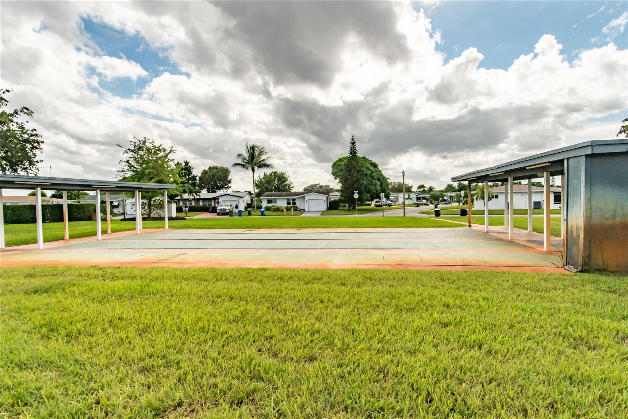 PARADISE GARDENS SEC 4 - Residential Lease