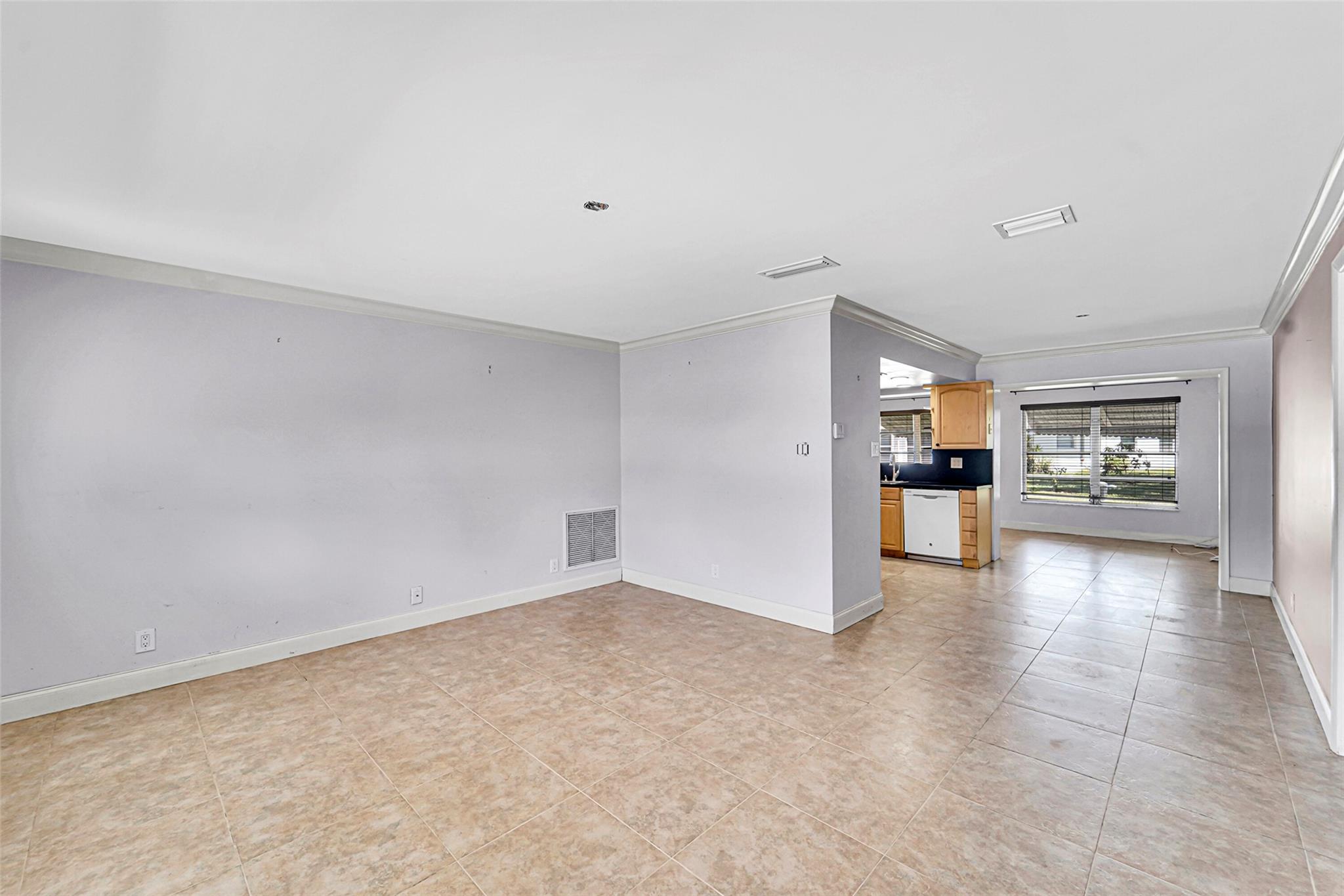 PARADISE GARDENS SEC 4 - Residential Lease