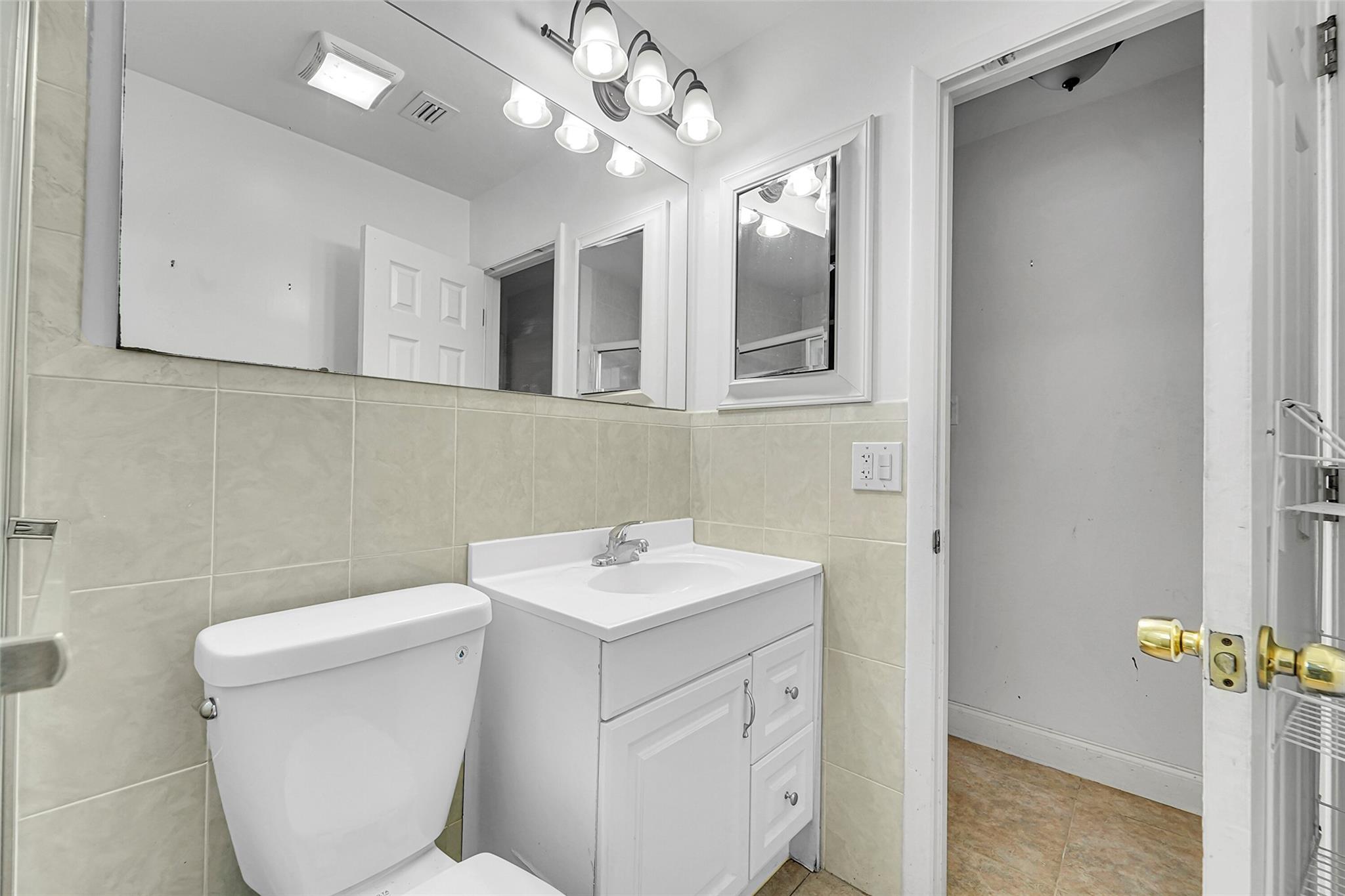 PARADISE GARDENS SEC 4 - Residential Lease