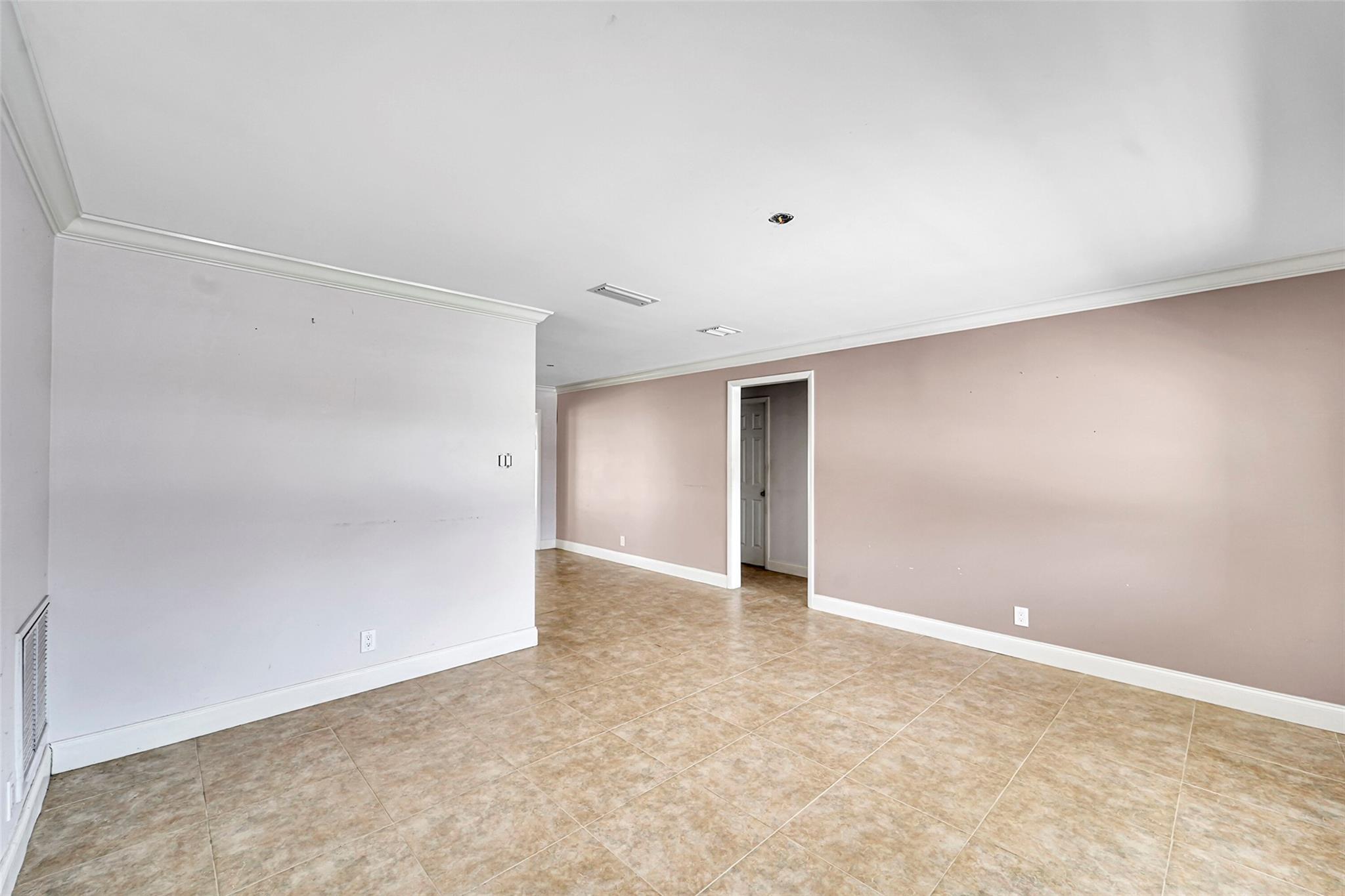 PARADISE GARDENS SEC 4 - Residential Lease