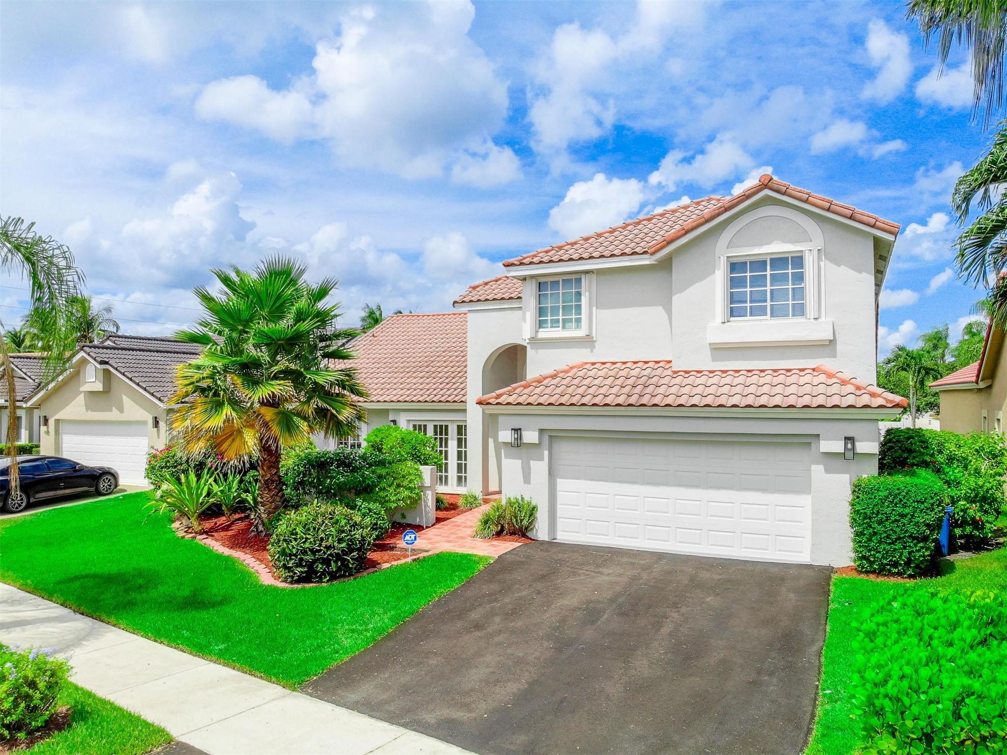 Laguna Springs 1 - Residential