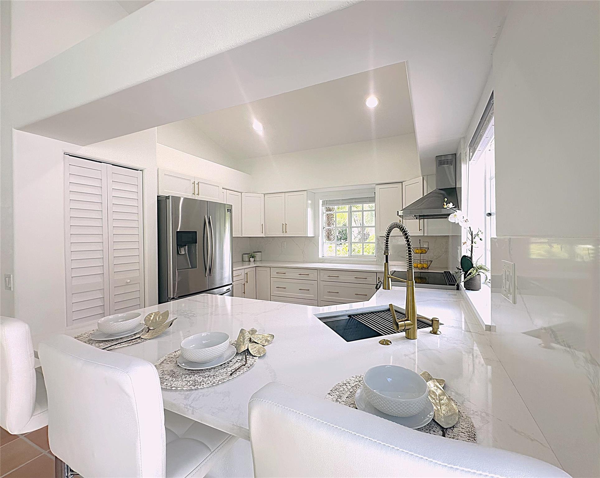 Laguna Springs 1 - Residential