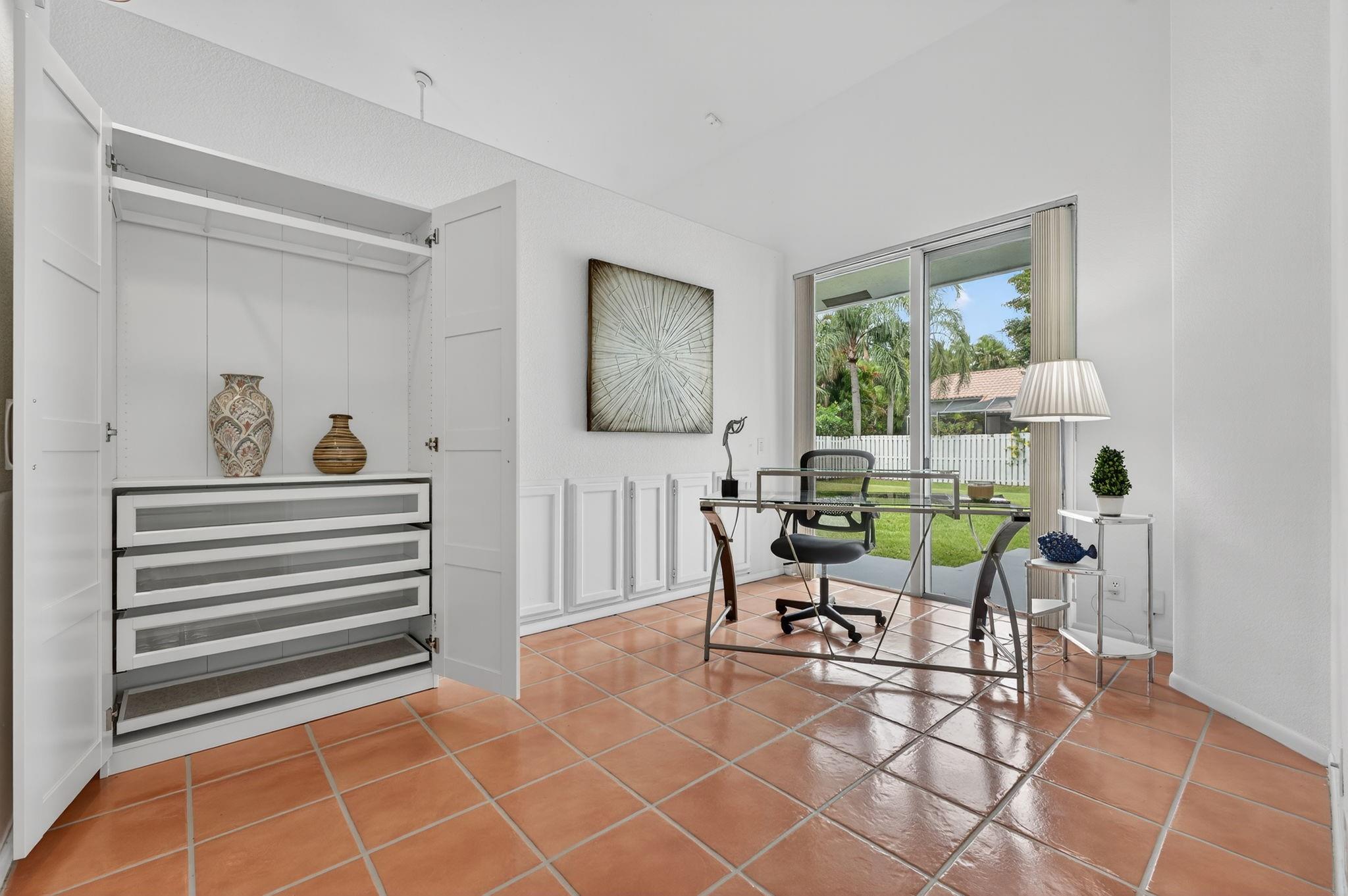 Laguna Springs 1 - Residential