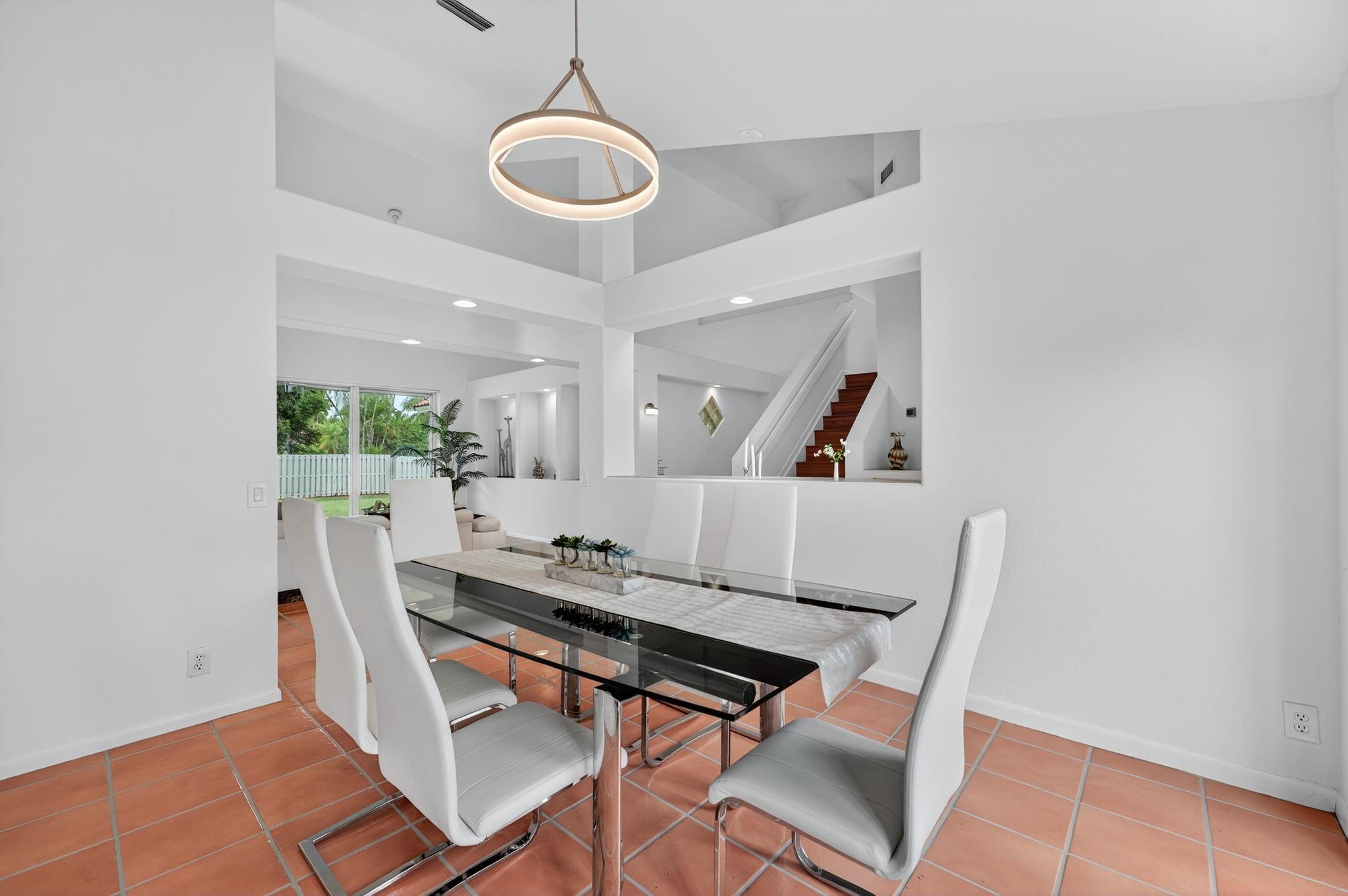 Laguna Springs 1 - Residential