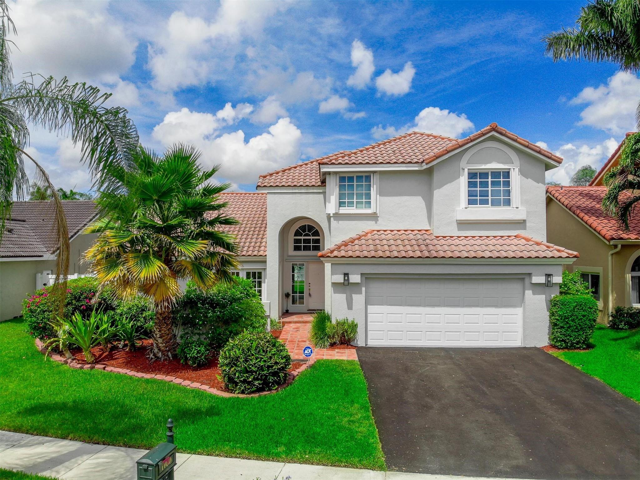 Laguna Springs 1 - Residential