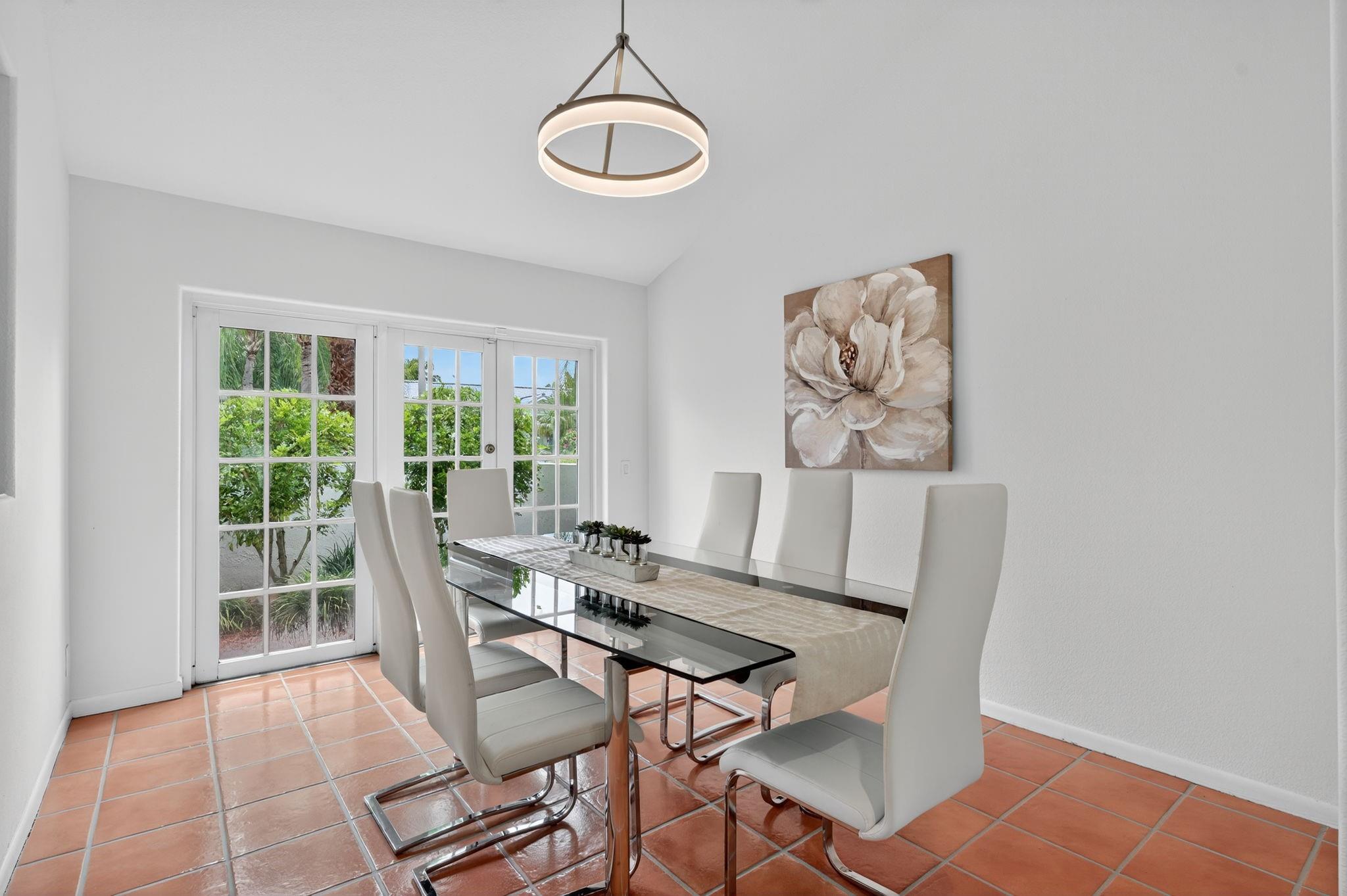 Laguna Springs 1 - Residential