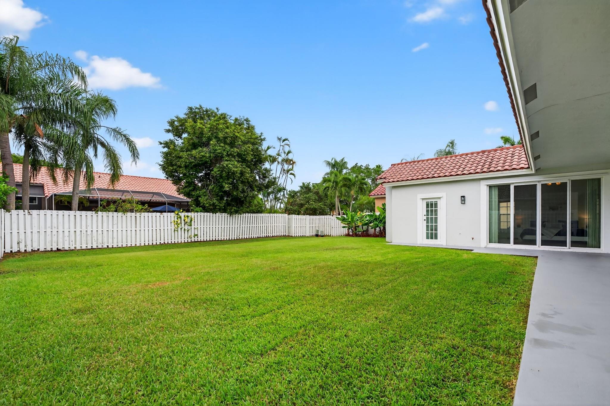 Laguna Springs 1 - Residential