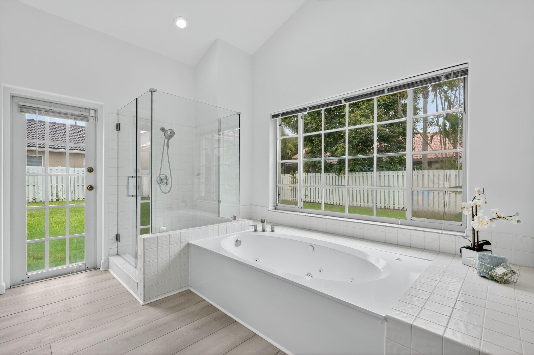 Laguna Springs 1 - Residential