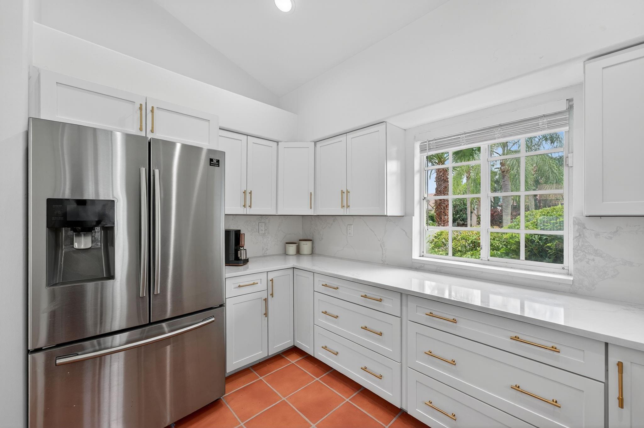 Laguna Springs 1 - Residential