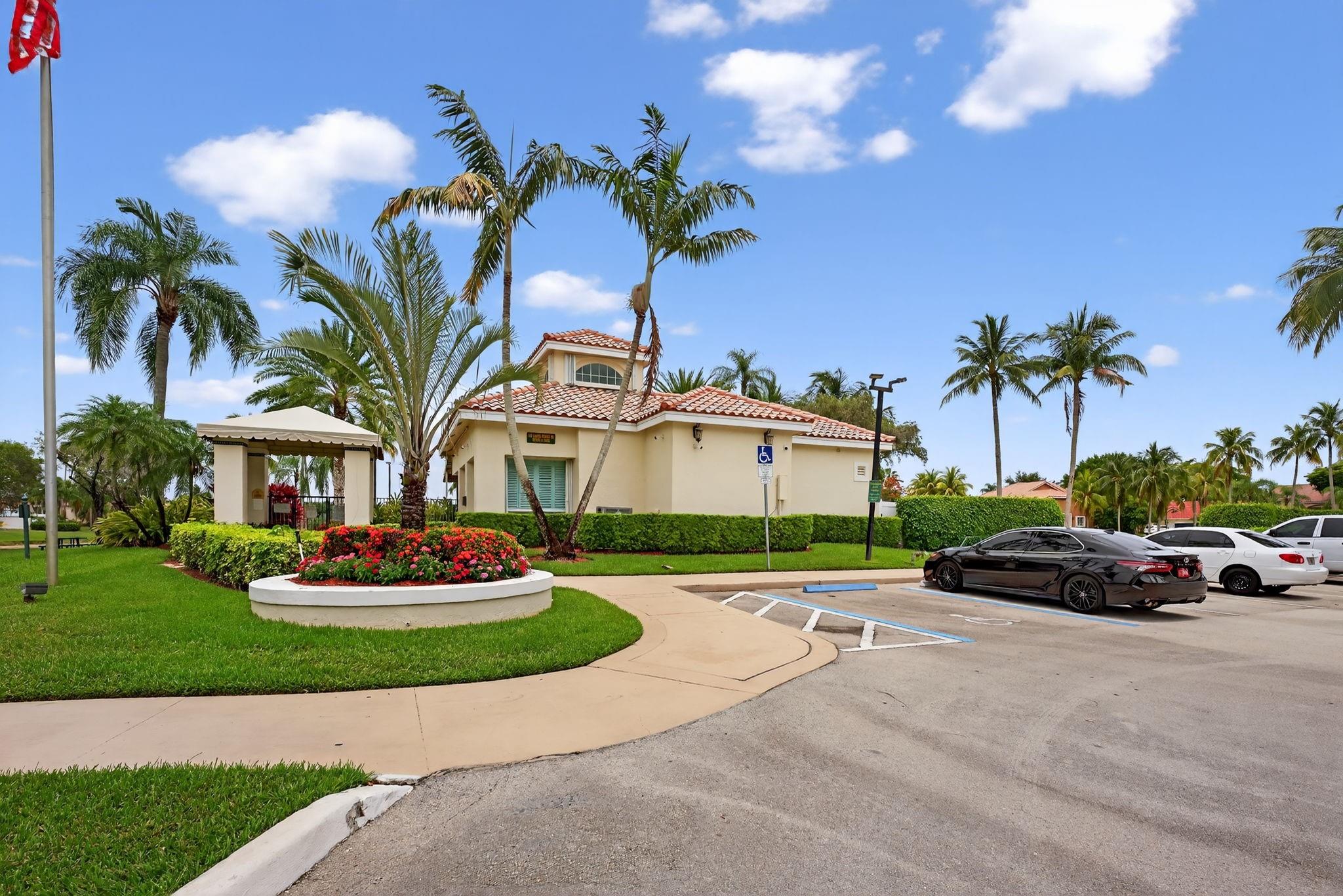 Laguna Springs 1 - Residential