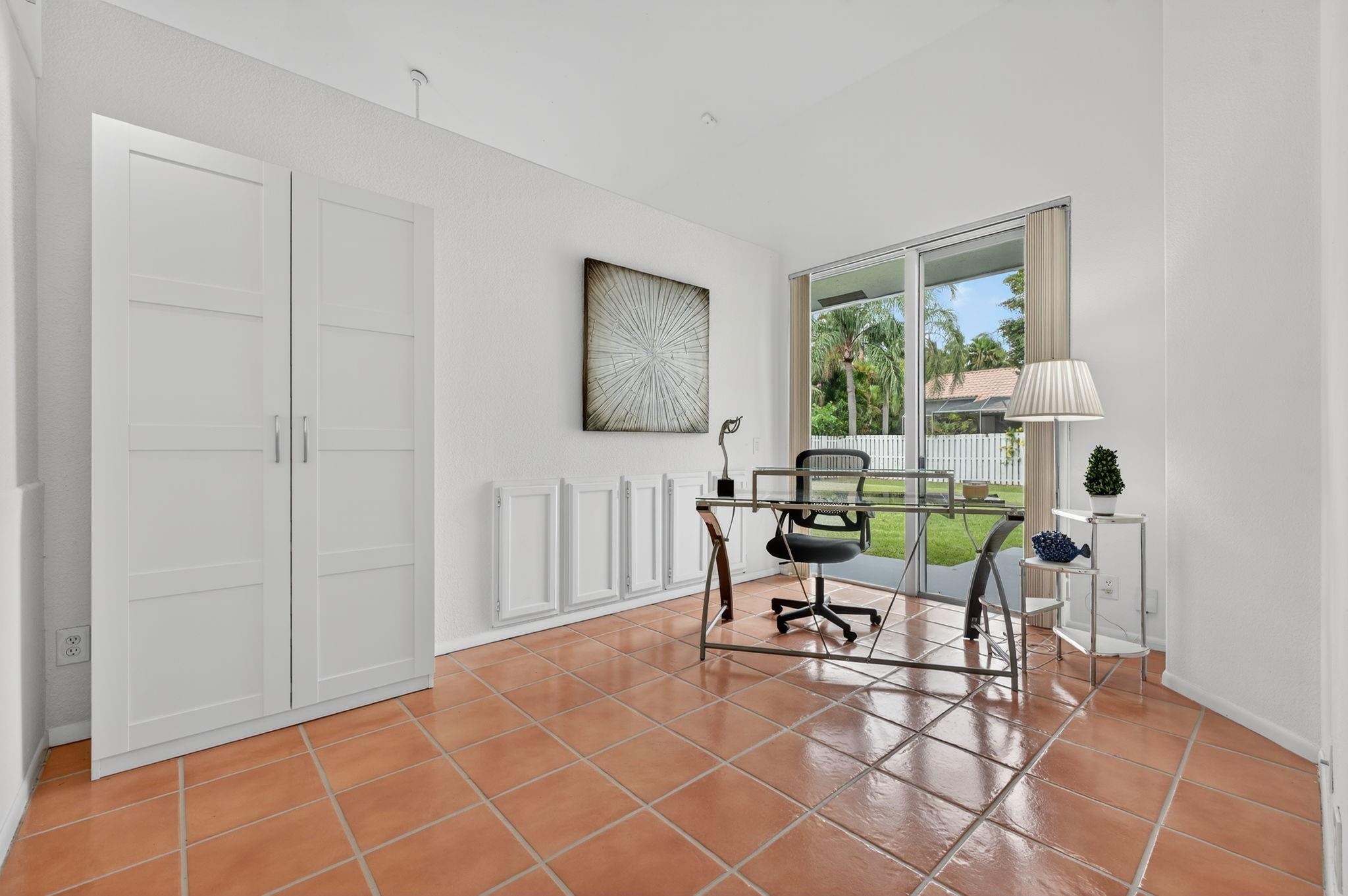 Laguna Springs 1 - Residential