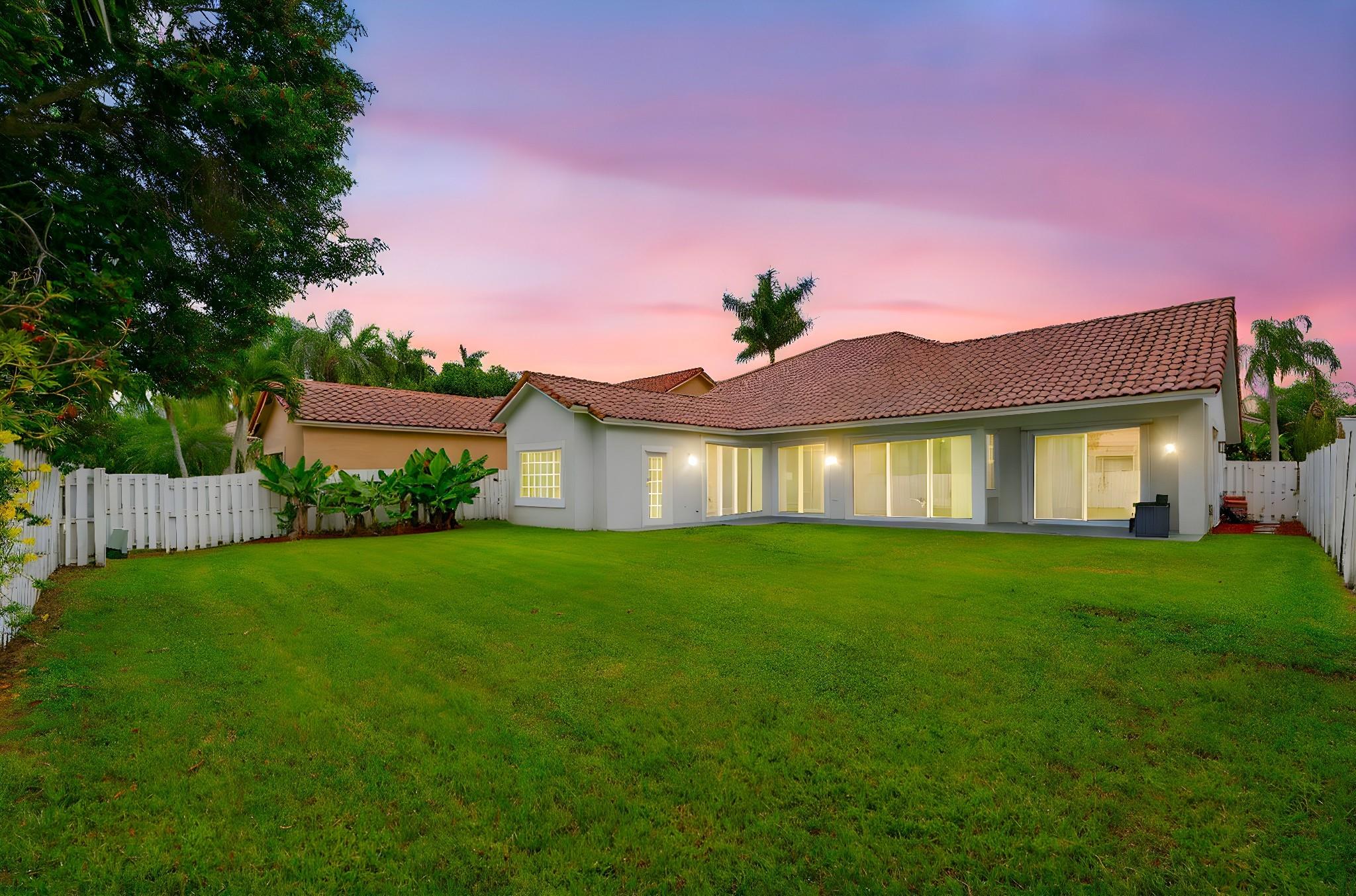 Laguna Springs 1 - Residential