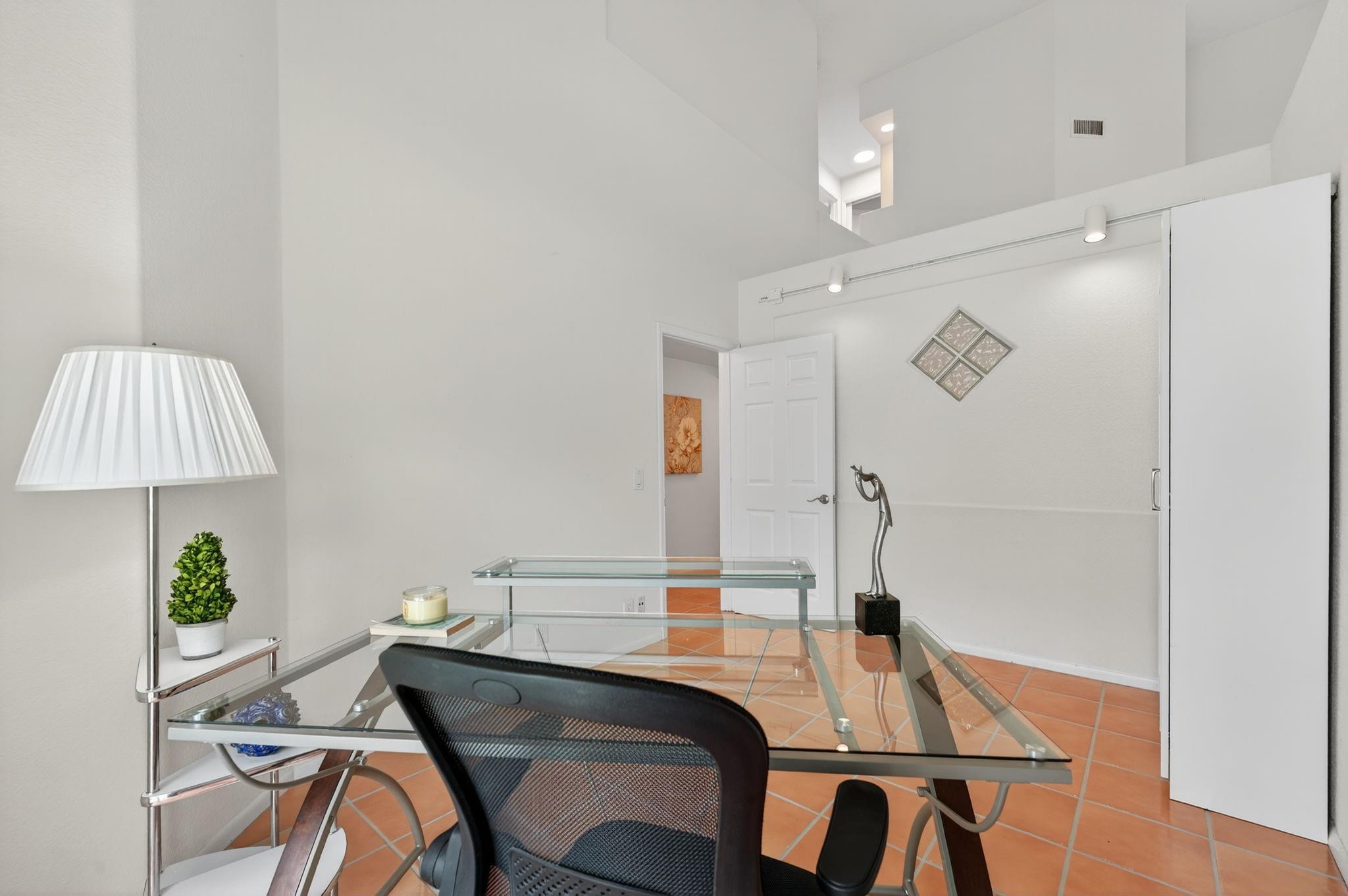 Laguna Springs 1 - Residential
