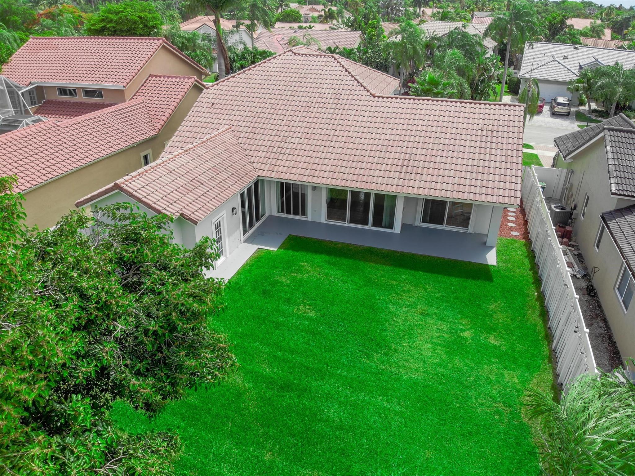 Laguna Springs 1 - Residential