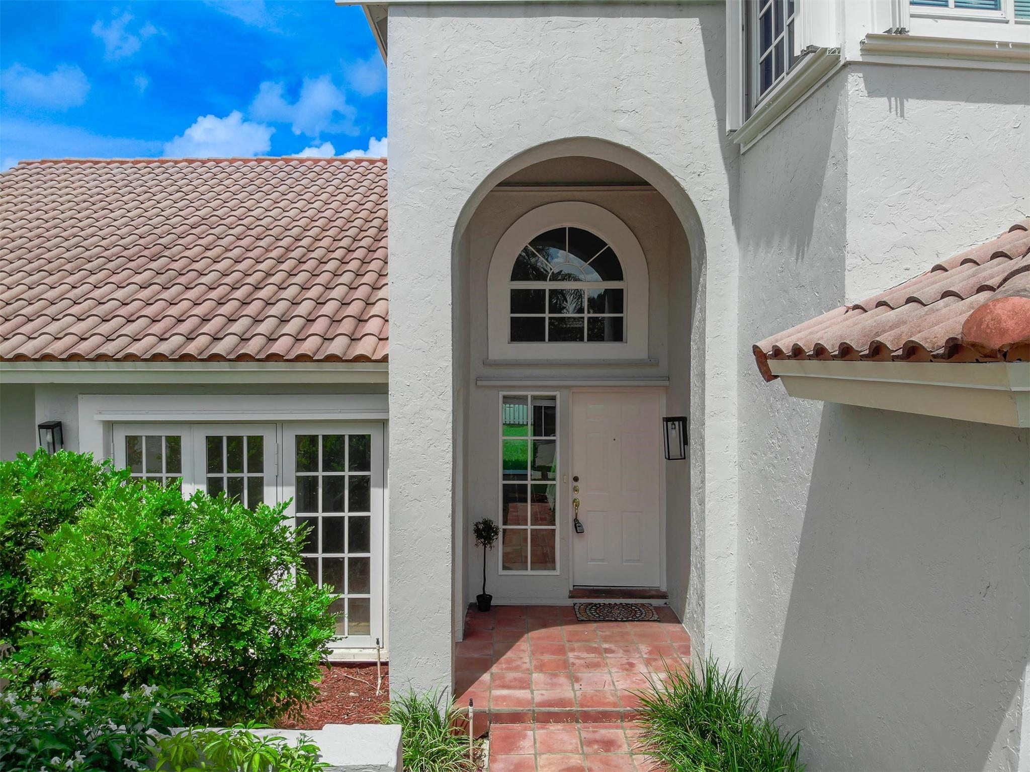 Laguna Springs 1 - Residential