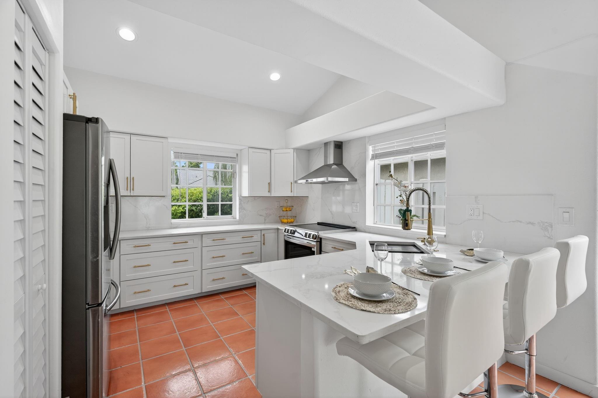 Laguna Springs 1 - Residential
