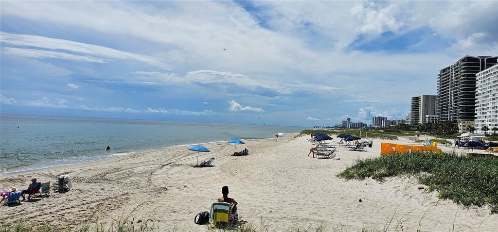 Photo of 3212 NE 12th Street #202, Pompano Beach, FL 33062 (MLS # B26029917)