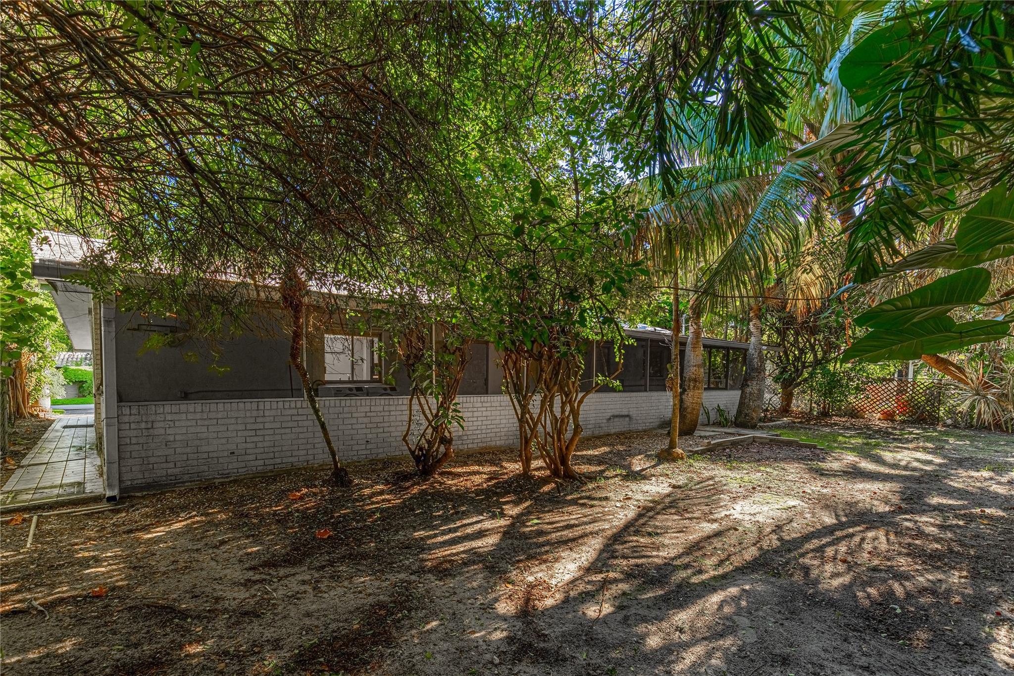 MANOR GROVE - Residential