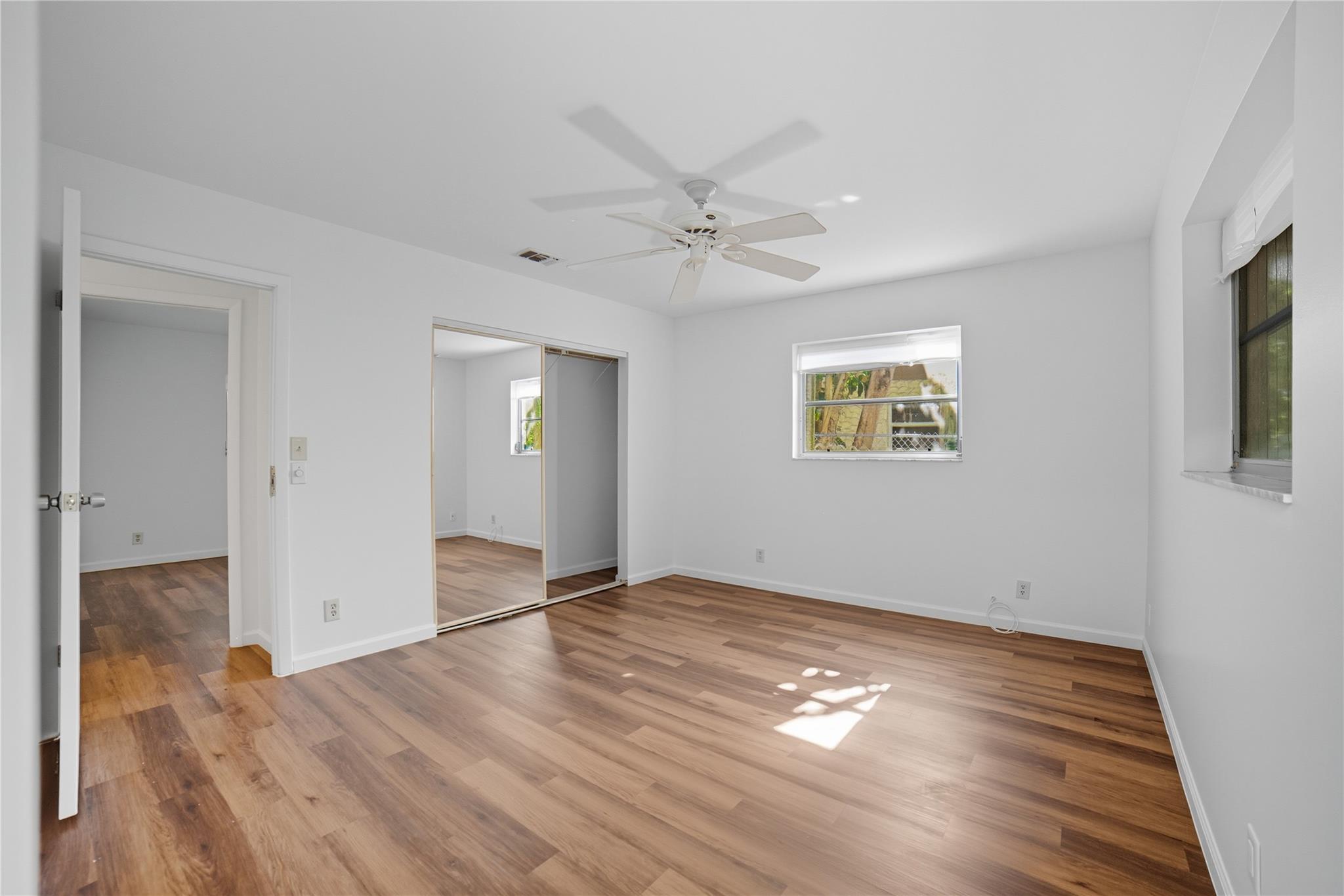 MANOR GROVE - Residential