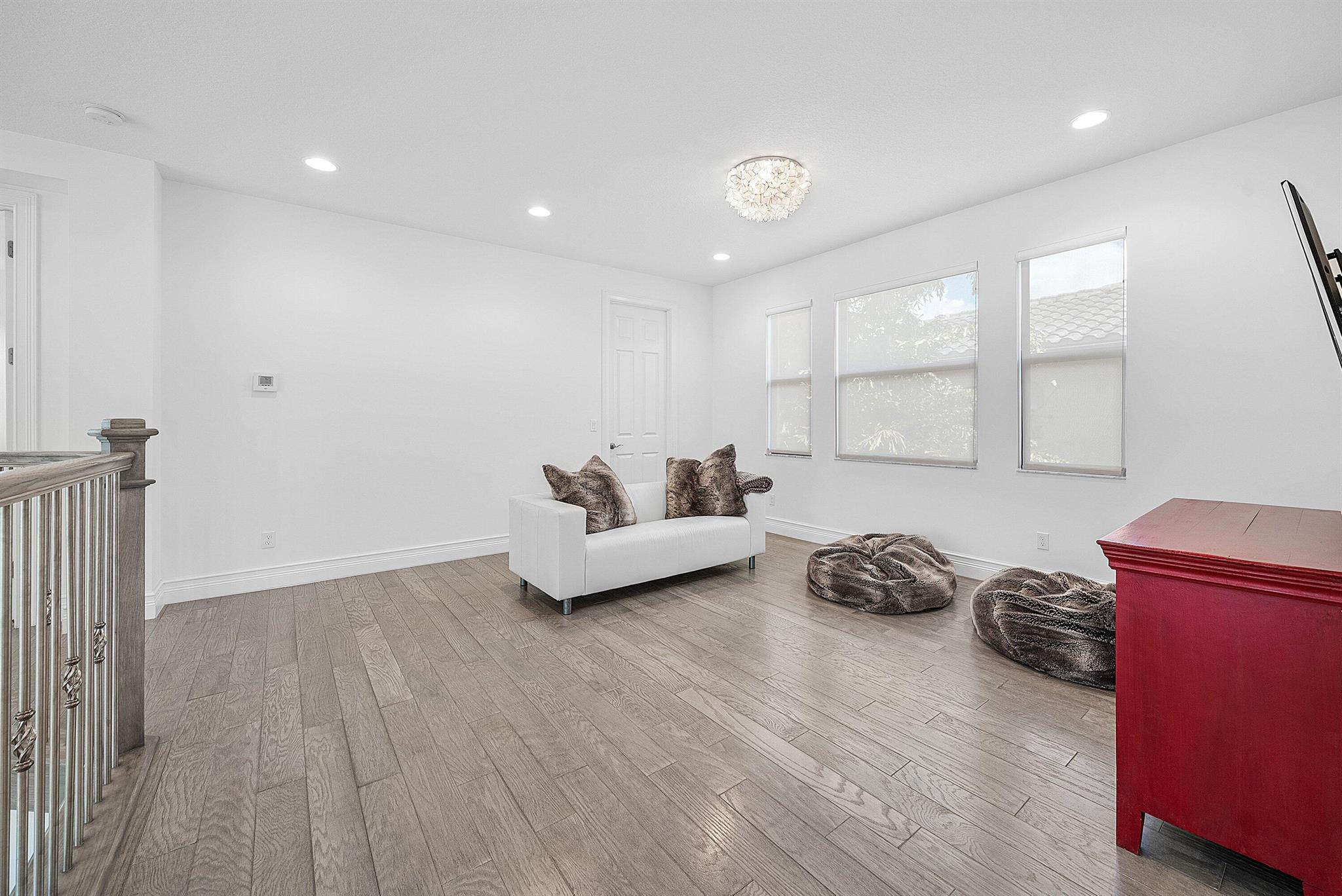 Seven Bridges - Residential