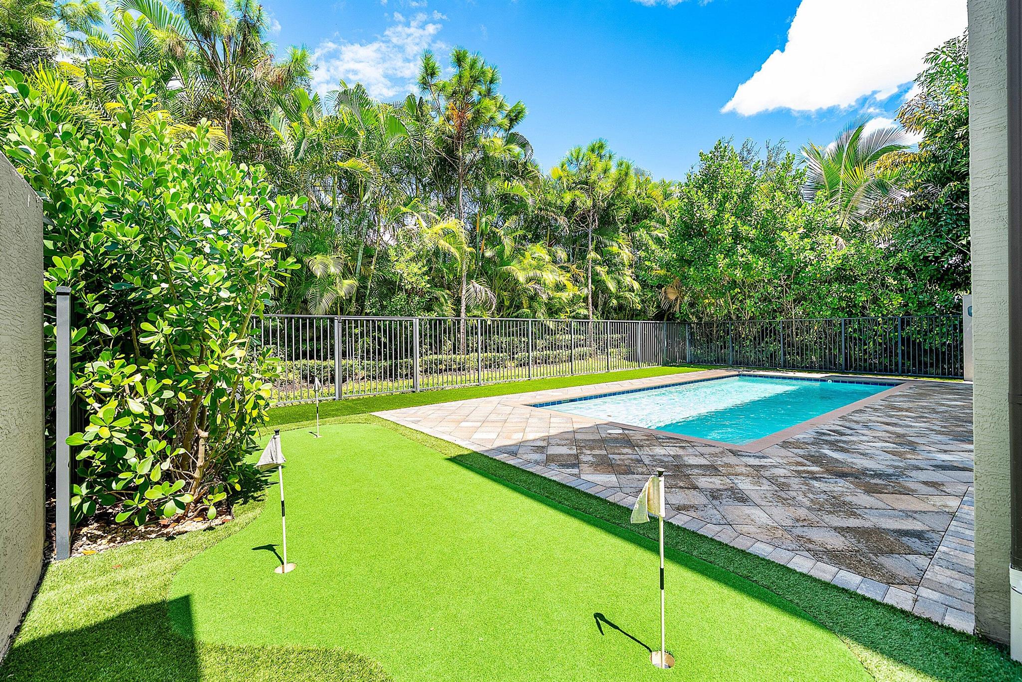 Seven Bridges - Residential