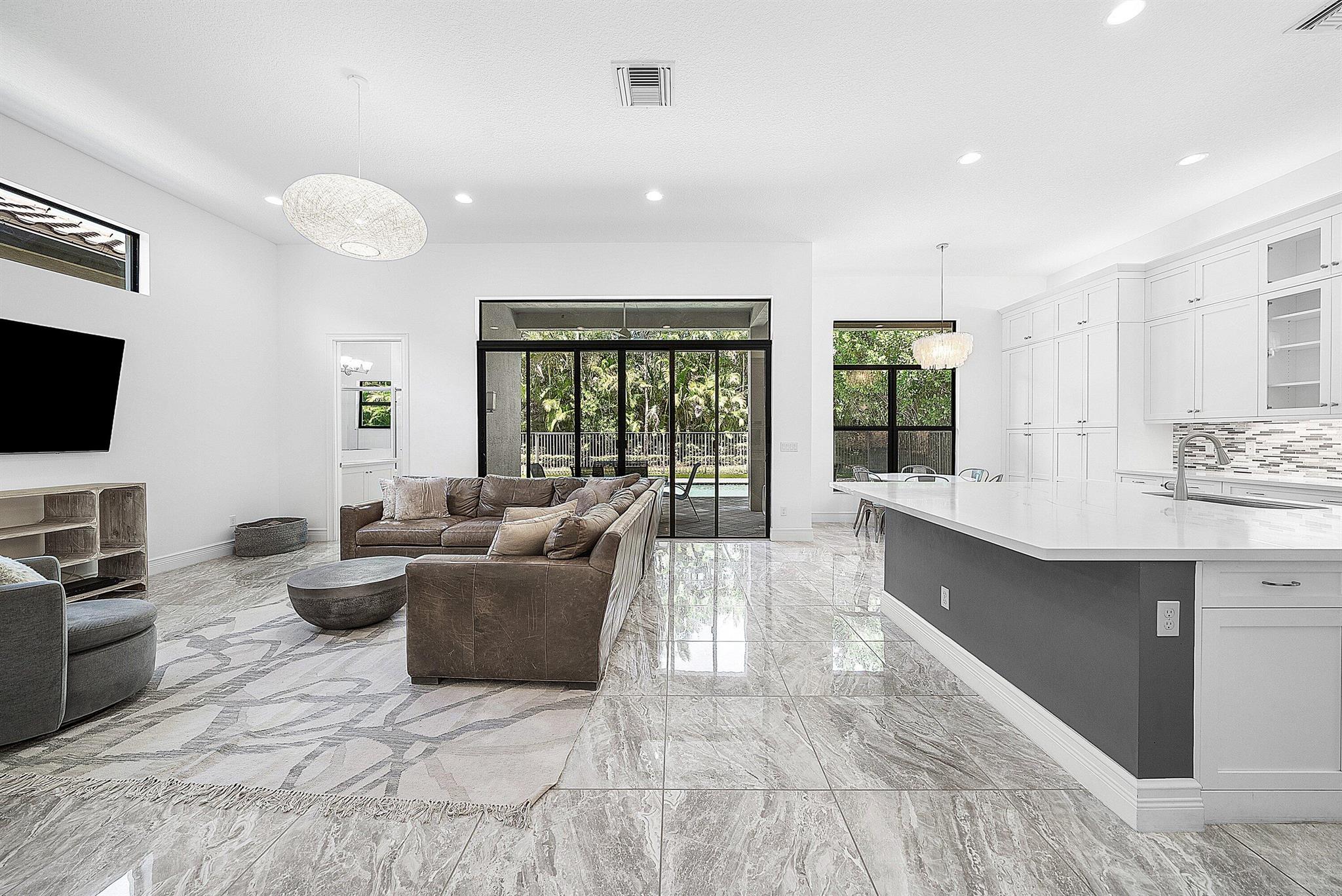 Seven Bridges - Residential