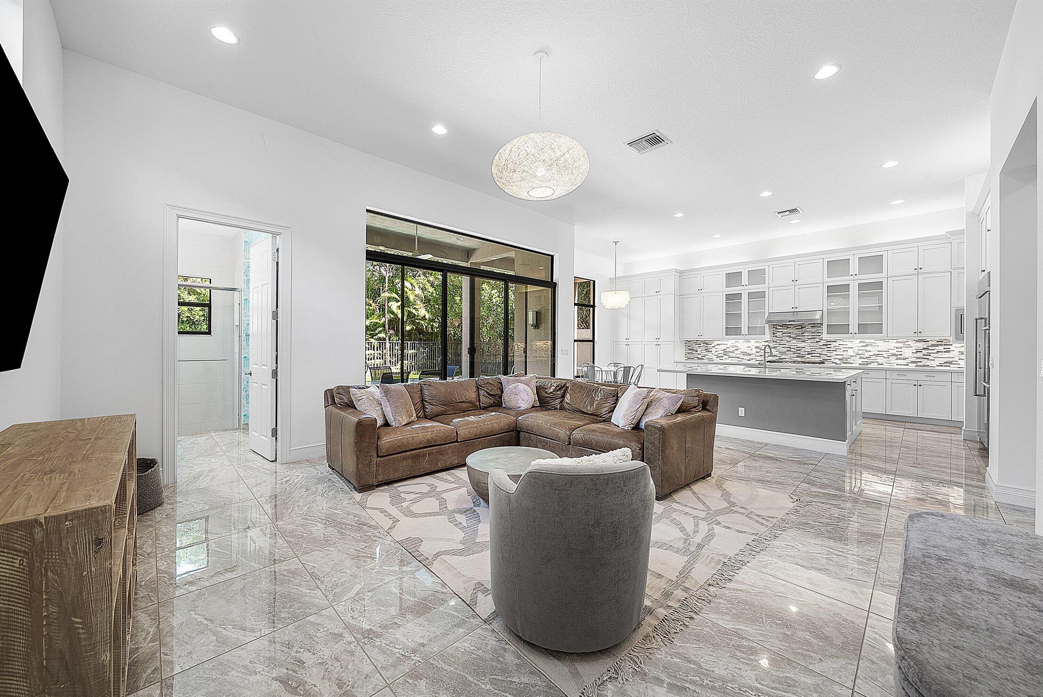 Seven Bridges - Residential