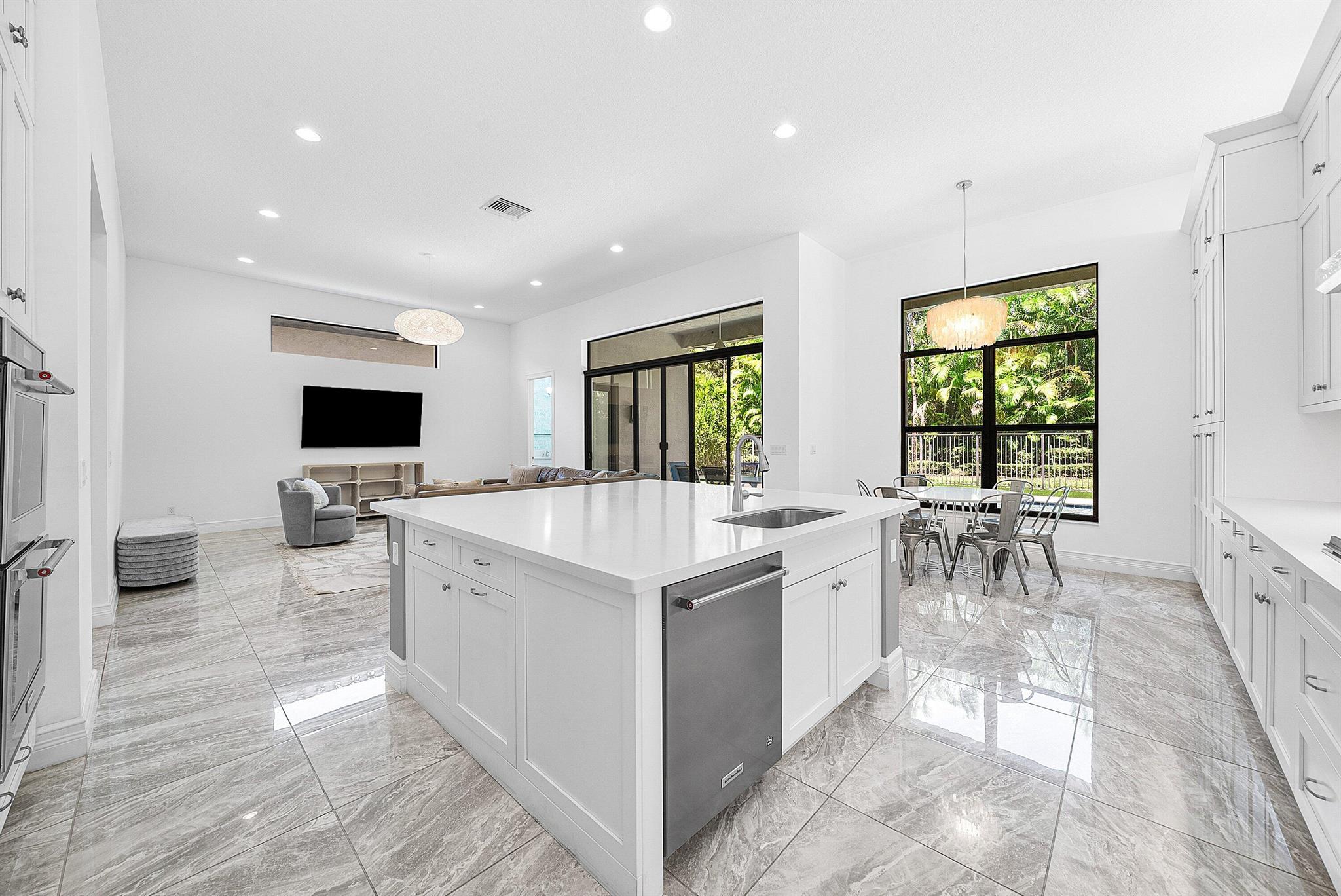 Seven Bridges - Residential