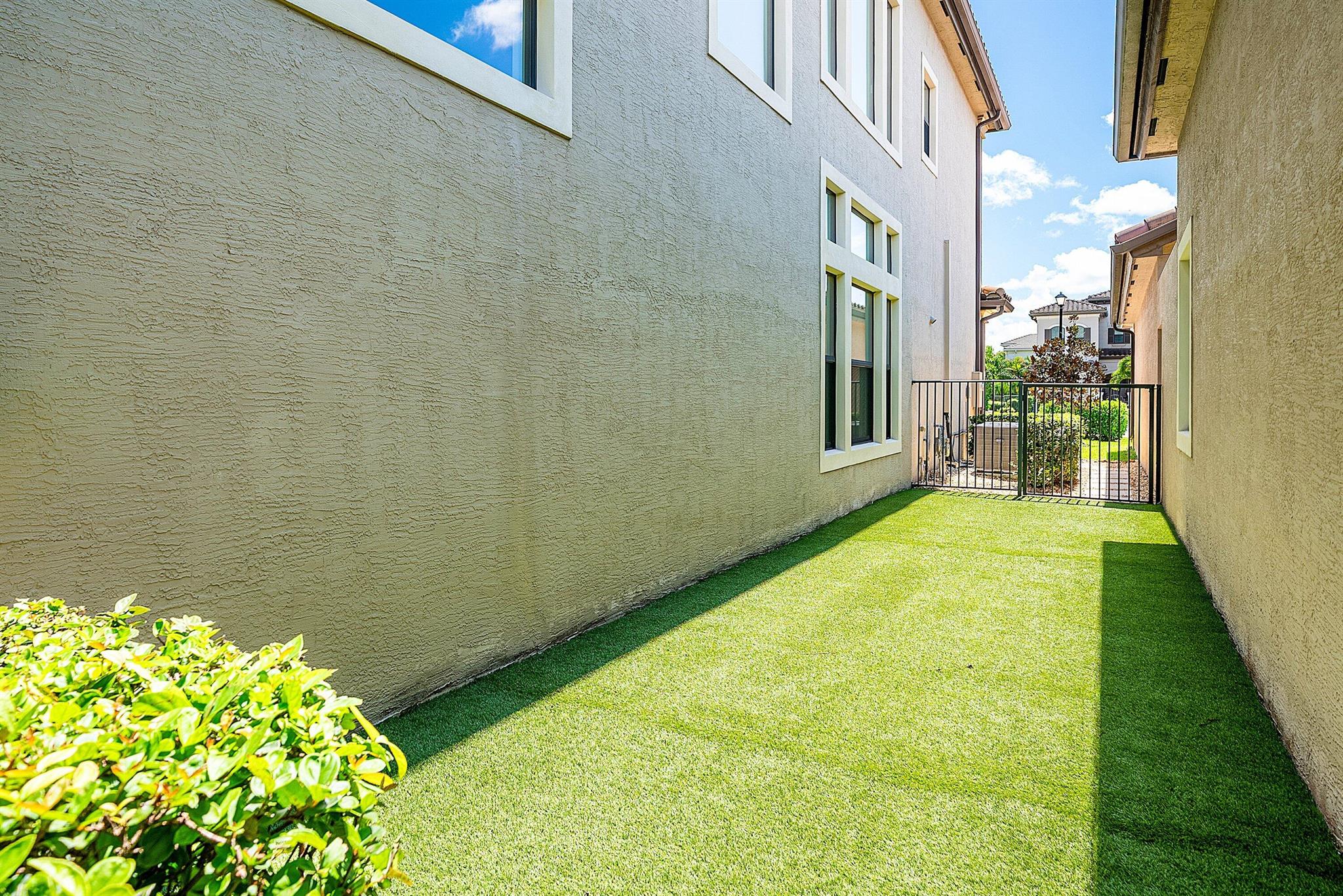 Seven Bridges - Residential