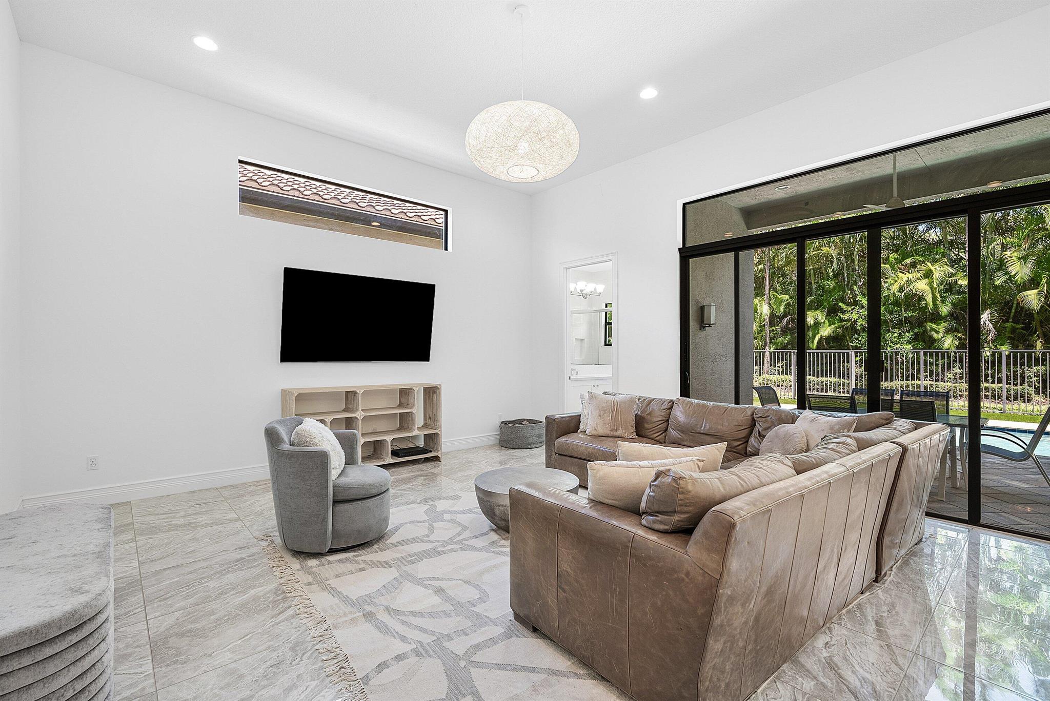 Seven Bridges - Residential