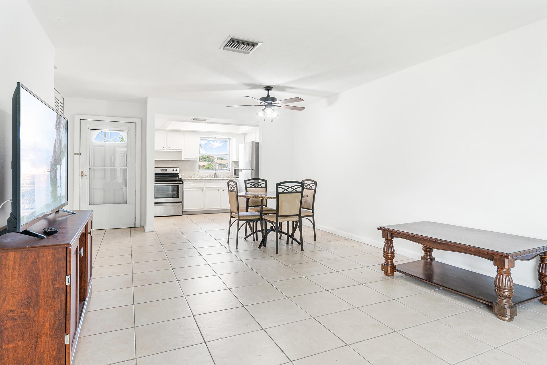 2837 Ashley Drive W #A