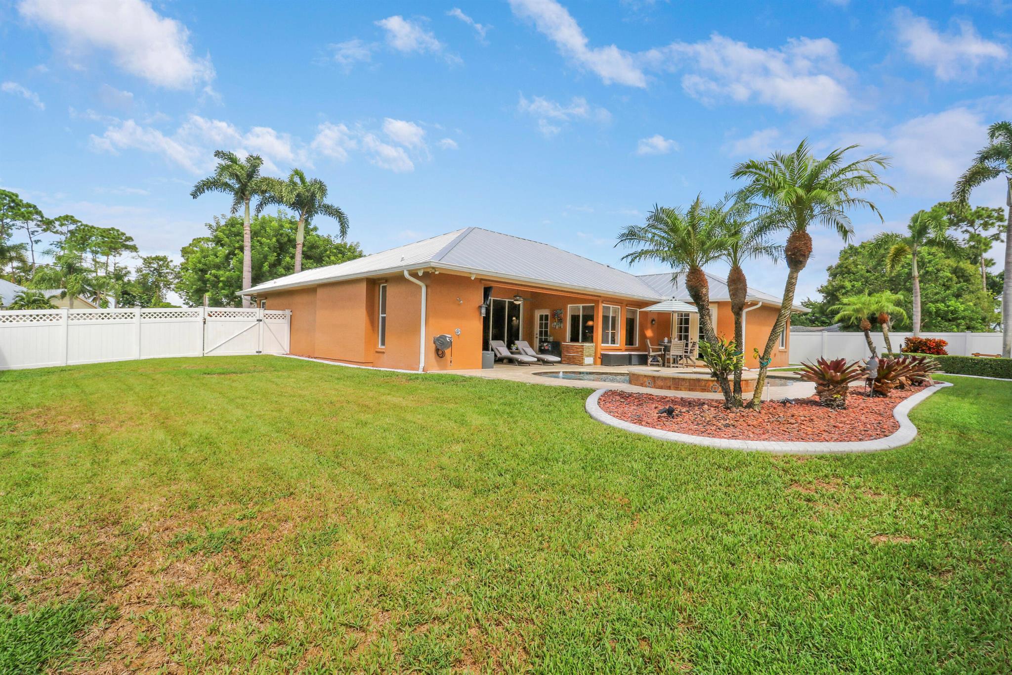 PORT ST LUCIE SECTION 14 - Residential