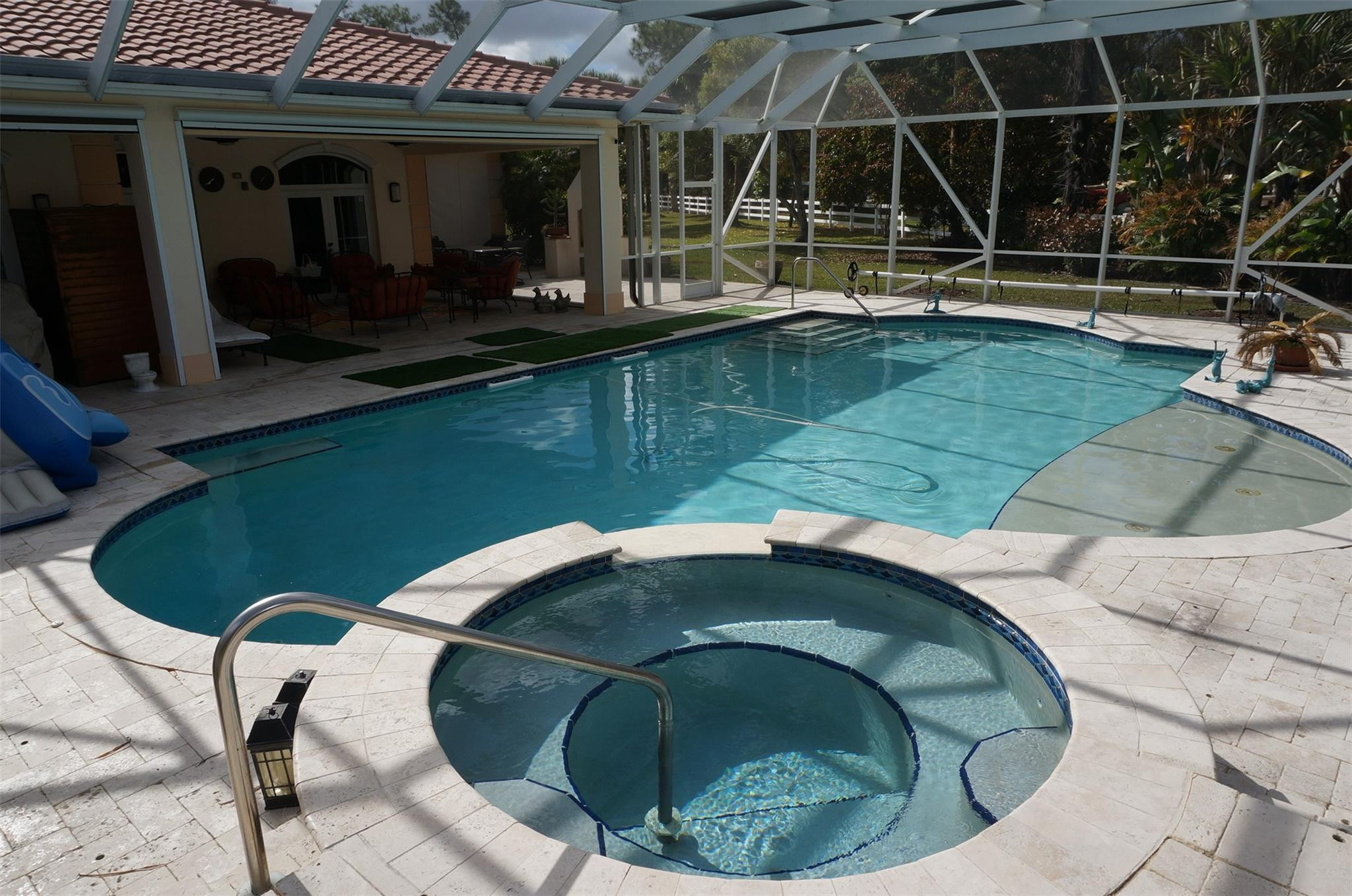 PALM BEACH LITTLE RANCHES 2 - Residential