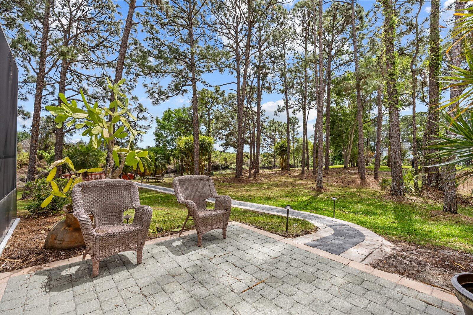 2005 SW Amarillo Lane